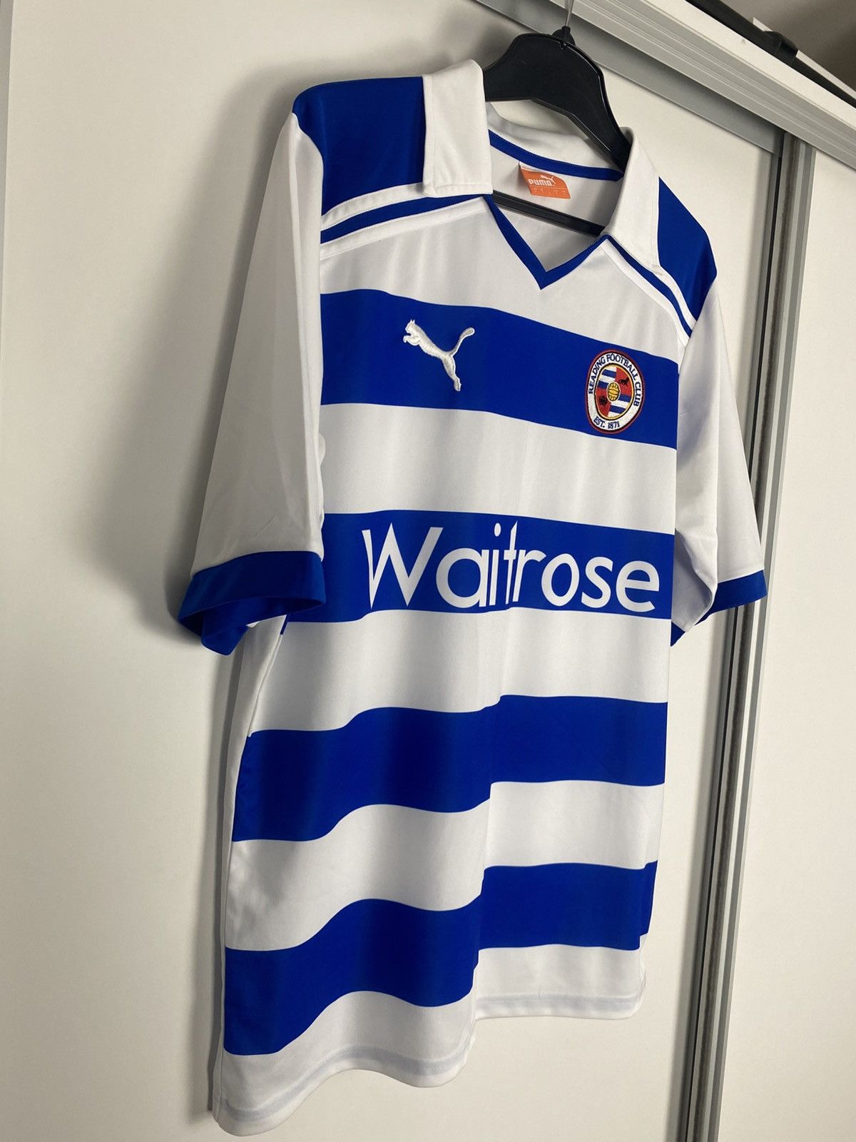 Puma Puma x Reading FC 2011 2012 11/12 vintage y2k soccer Jersey Size US L / EU 52-54 / 3 - 6 Thumbnail