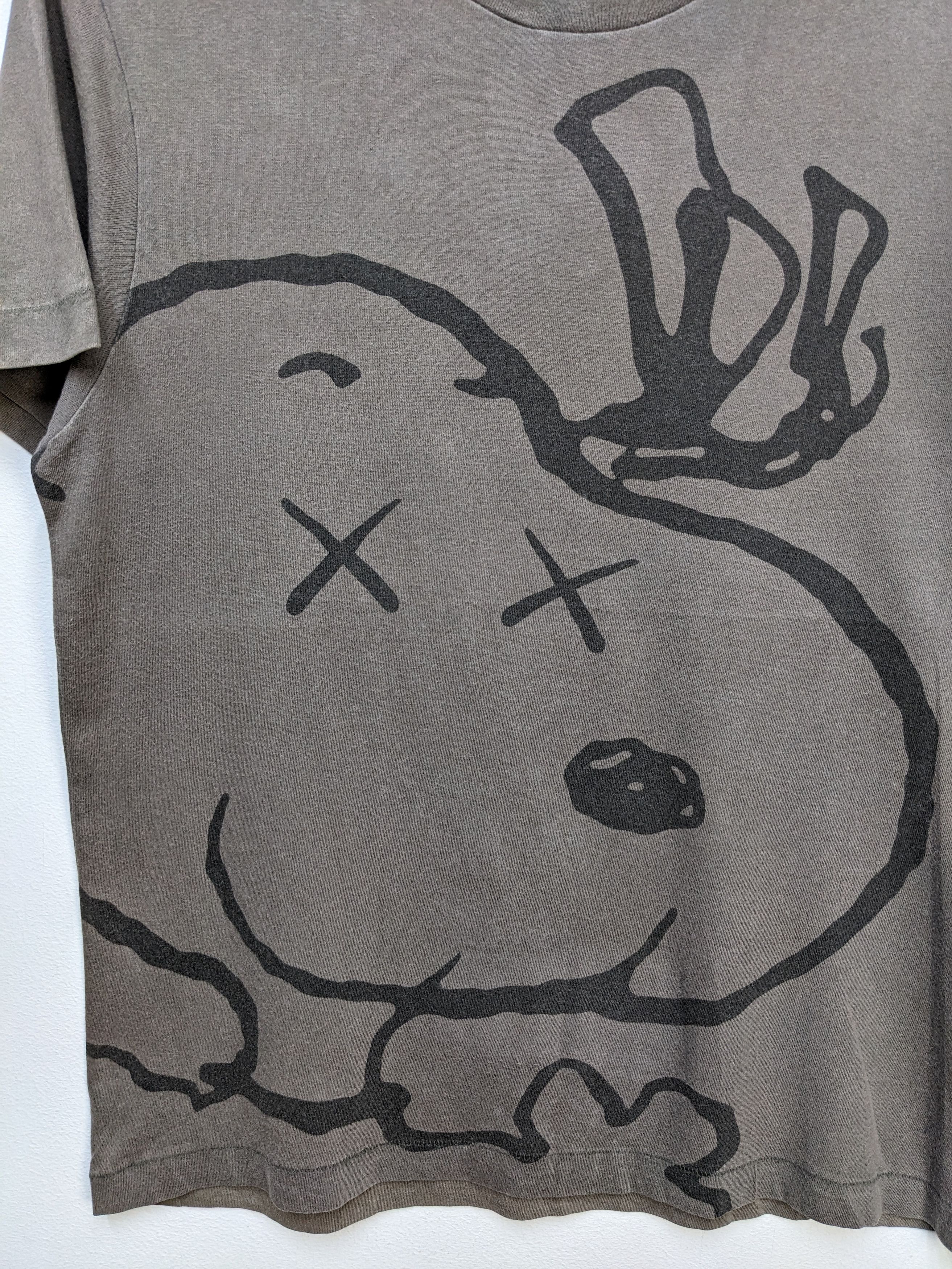 Kaws × Peanuts Kaws X Peanuts X Japanese Brand UNIQLO Tshirt Size US M / EU 48-50 / 2 - 3 Thumbnail