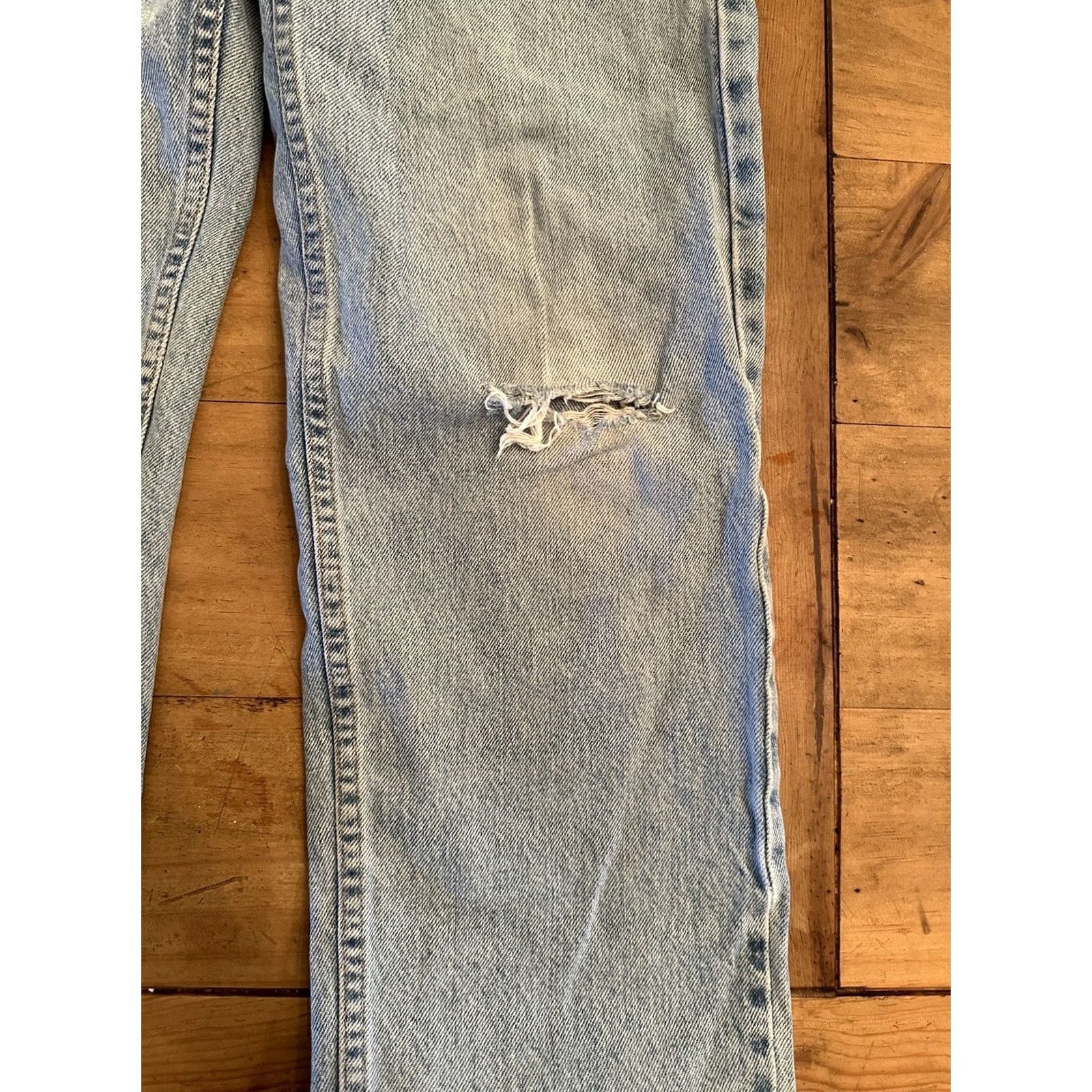 Eddie Bauer VINTAGE Eddie Bauer Jeans Mens Distressed Blue Denim Straight Leg 34 x 34 Classic Fit Regular Inseam 34 Size US 34 / EU 50 - 5 Thumbnail