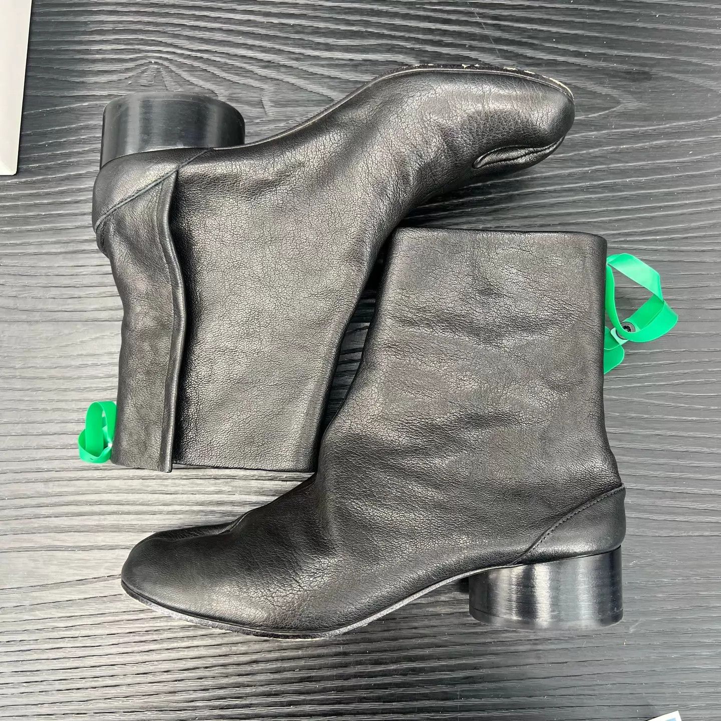 Maison Margiela Maison Margiela Tabi Black Short Boots 38 Size US 7.5 / IT 37.5 - 3 Thumbnail