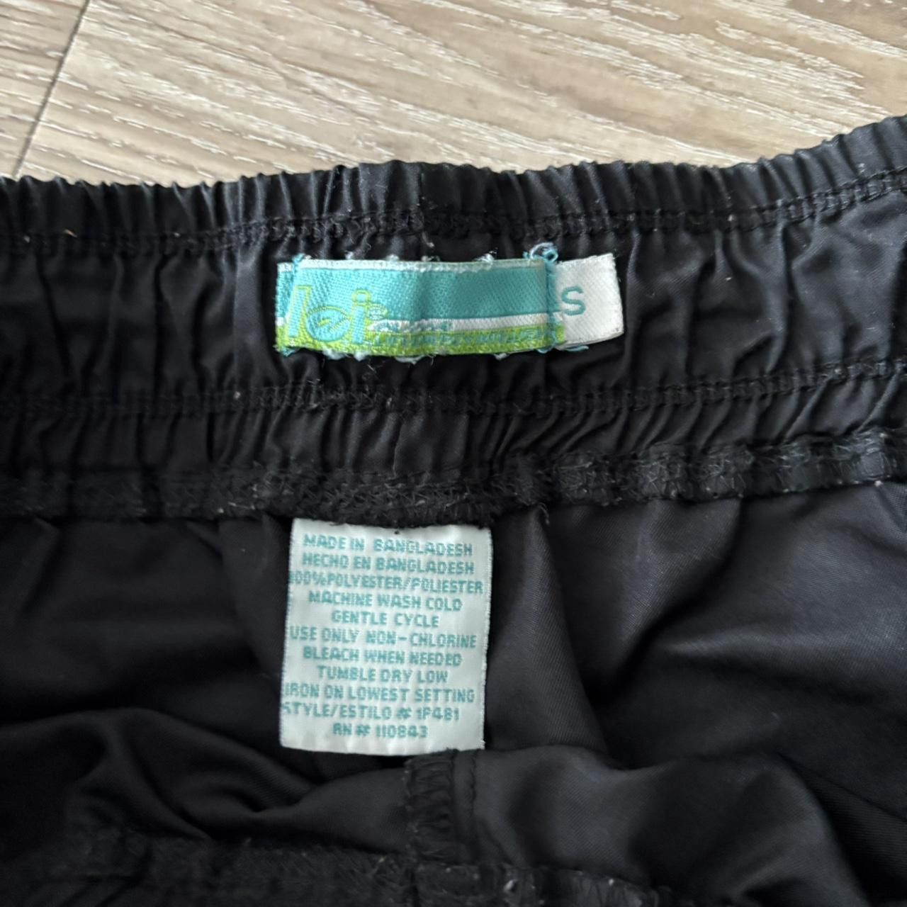 Japanese Brand Vintage Y2K/2000s Cute Black Striped Streetwear Track Pants! Fits S Size 26" / US 2 / IT 38 - 5 Thumbnail