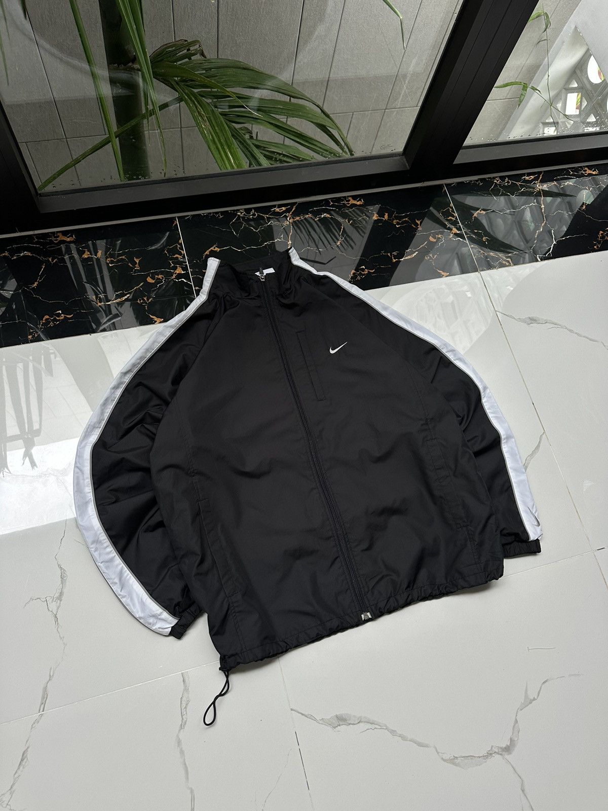 Nike × Vintage NIKE VINTAGE DOUBLE LOGO STREETWEAR LIGHT JACKET Size US L / EU 52-54 / 3 - 1 Thumbnail
