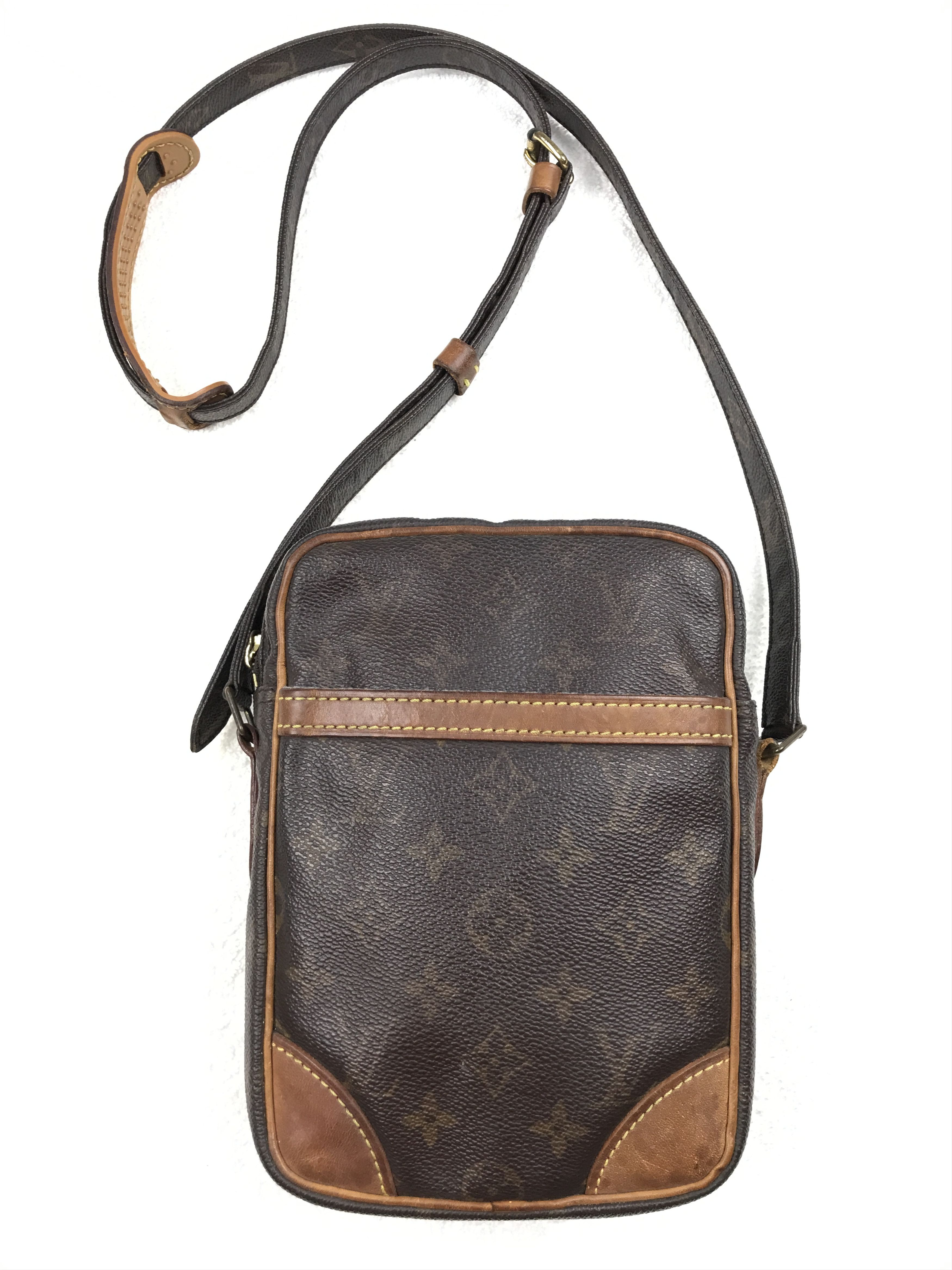 Louis Vuitton × Vintage Vintage Louis Vuitton Danube Monogram Canvas crossbody bag Size ONE SIZE - 2 Thumbnail