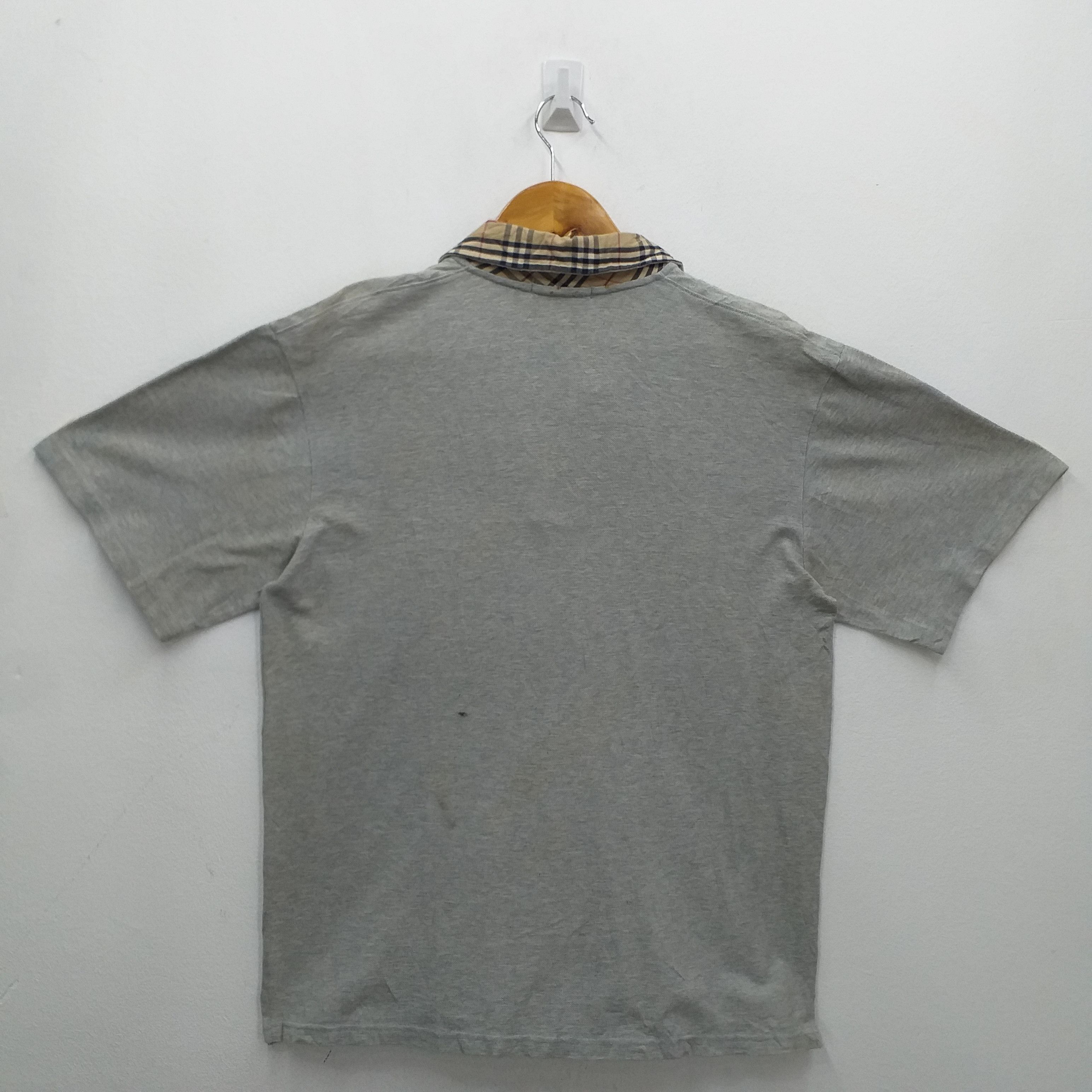 Burberry Vintage Burberry London Button Large Tee -E075 Size US XL / EU 56 / 4 - 2 Thumbnail