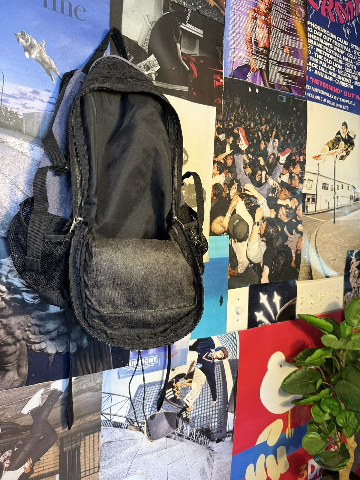 Eddie Bauer Vintage Eddie Bauer Stealth 25L Hiking Backpack Fall 2007 Blue Black Grey Size ONE SIZE - 4 Thumbnail