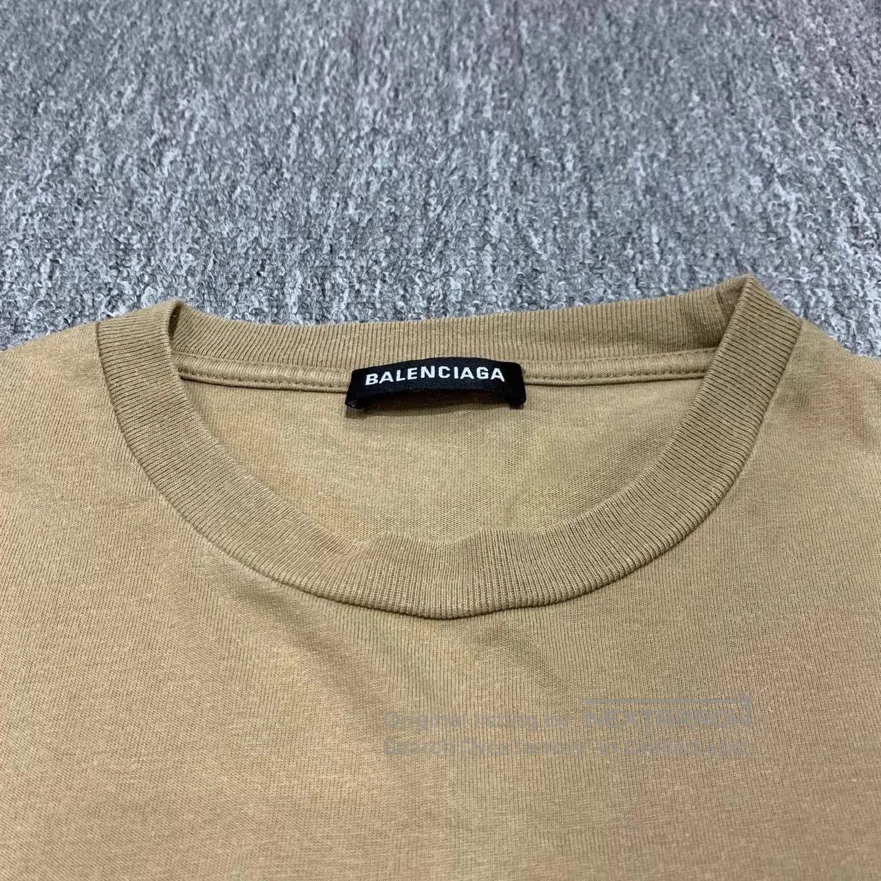 Balenciaga Beige Short Sleeve Graphic T. Size US S / EU 44-46 / 1 - 8 Thumbnail