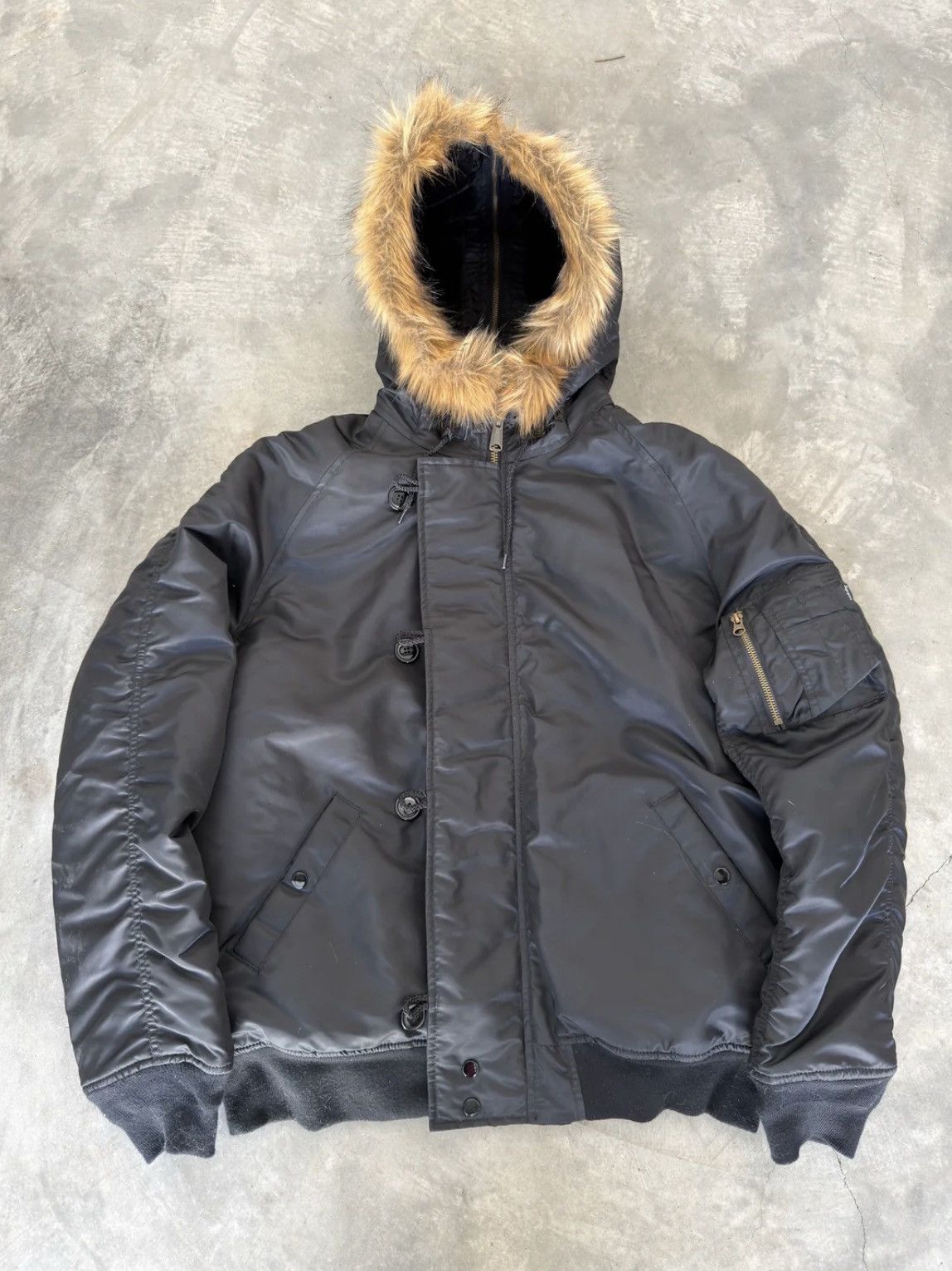 Supreme Supreme N-2B Size US XL / EU 56 / 4 - 1 Thumbnail