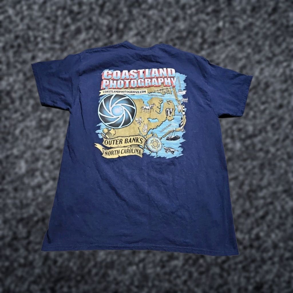 Gildan Vintage Gildan Men's Large Blue Coastland Photography Outer Banks NC Map Graphic T-Shirt, Classic Style Size US L / EU 52-54 / 3 - 1 Thumbnail