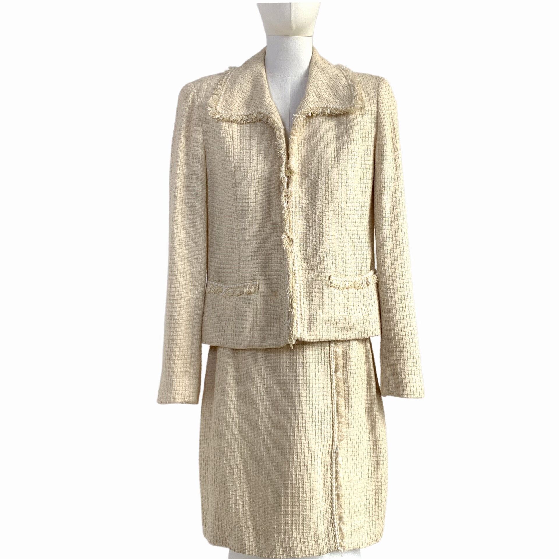 Other Beige Fringed Tweed Two-Piece Set Size 24" / US 00 / IT 34 - 1 Thumbnail