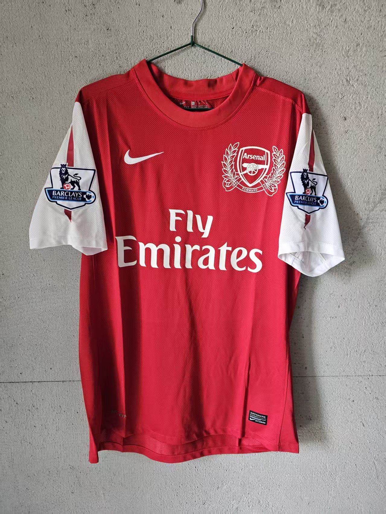 Other 2011 2012 Arsenal #10 van Persie Jersey Size US L / EU 52-54 / 3 - 2 Thumbnail