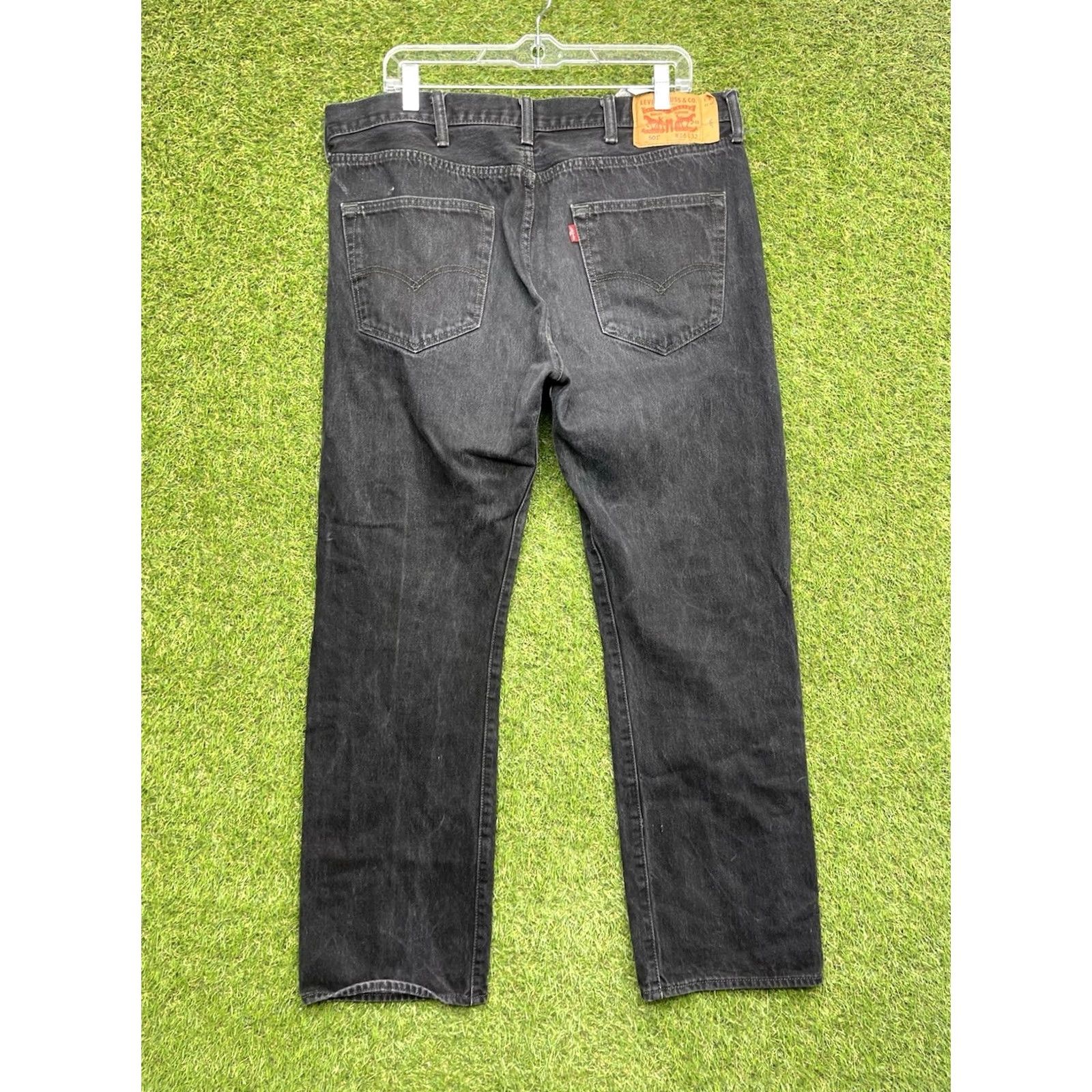 Levi's Levi's 501 Jeans Mens 38x32 Black Straight Button Fly Denim USA Pattern Vintage: No Size US 38 / EU 54 - 2 Thumbnail