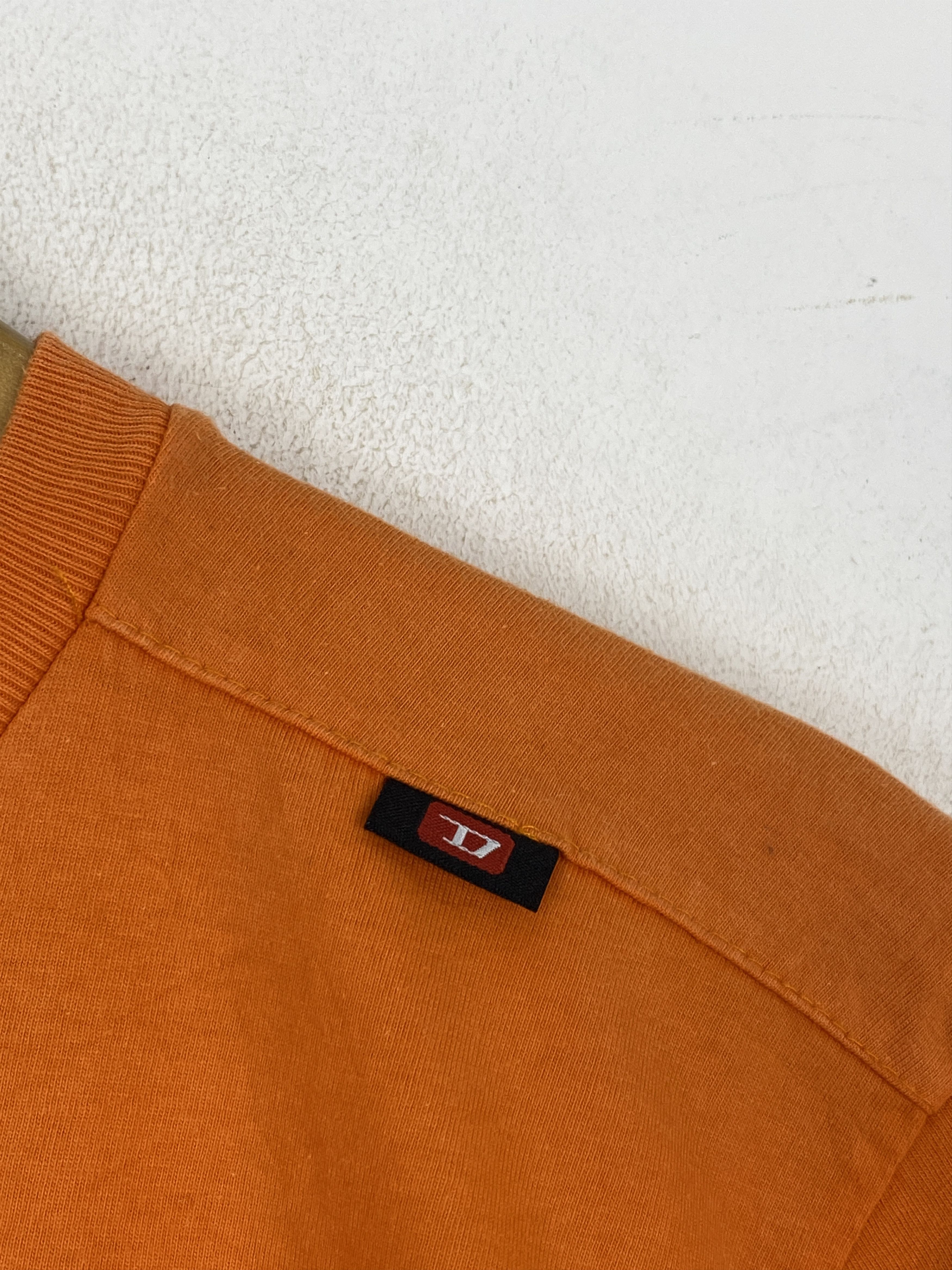 Designer × Diesel × Vintage Vintage Diesel Central Logo Short Sleeve Tshirt TA0570 Size US XS / EU 42 / 0 - 11 Thumbnail
