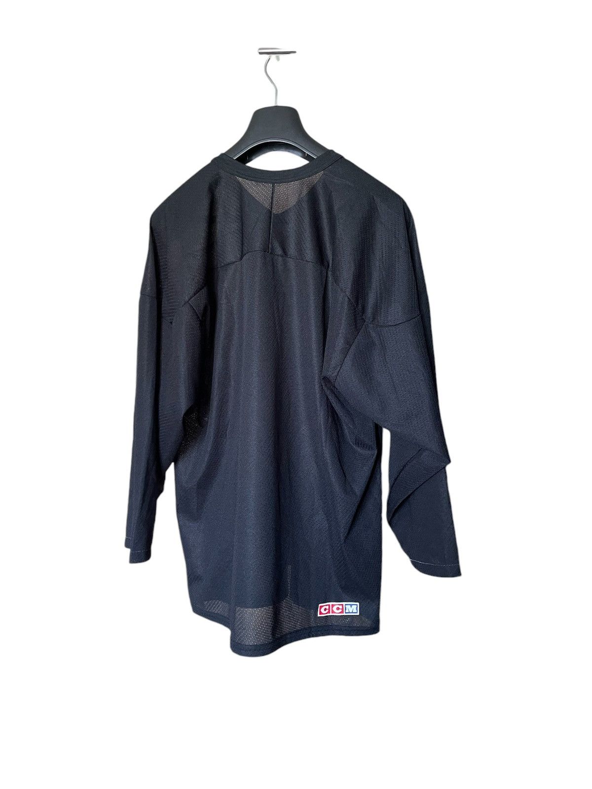 Ccm × Vintage 90’s CCM vintage black blanc hockey jersey new Size US L / EU 52-54 / 3 - 4 Thumbnail