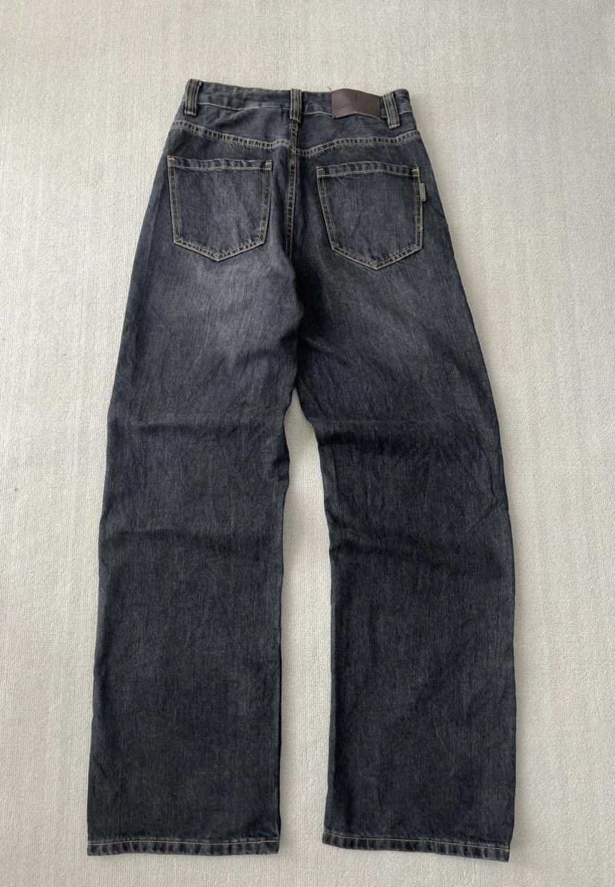 Brunello Cucinelli Brunello Cucinelli black wash wideleg jeans Size 26" / US 2 / IT 38 - 4 Thumbnail
