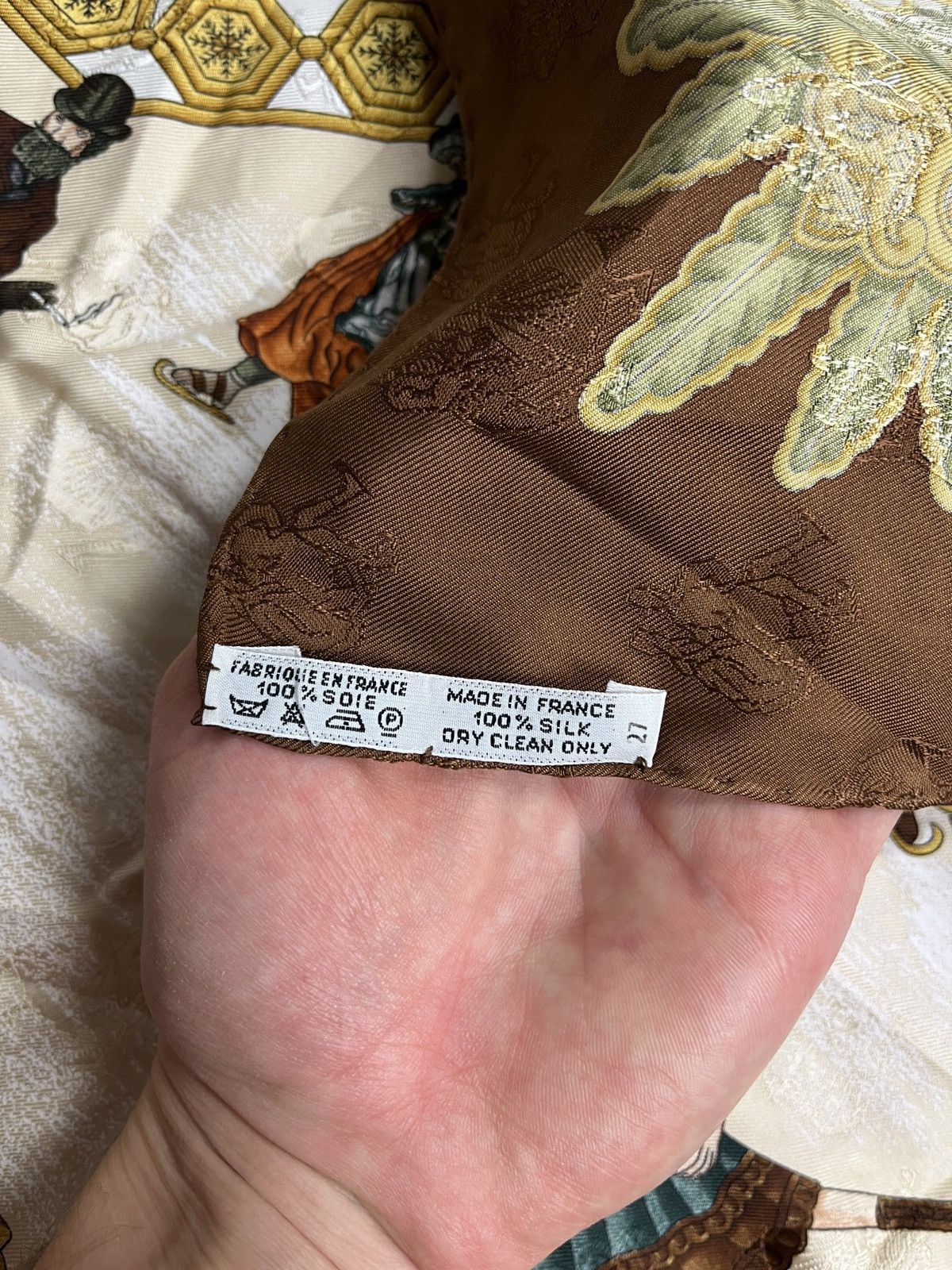 Hermes × Vintage Vintage Hermes Joies D’hiver Brown Silk Scarf Rare Size ONE SIZE - 10 Thumbnail