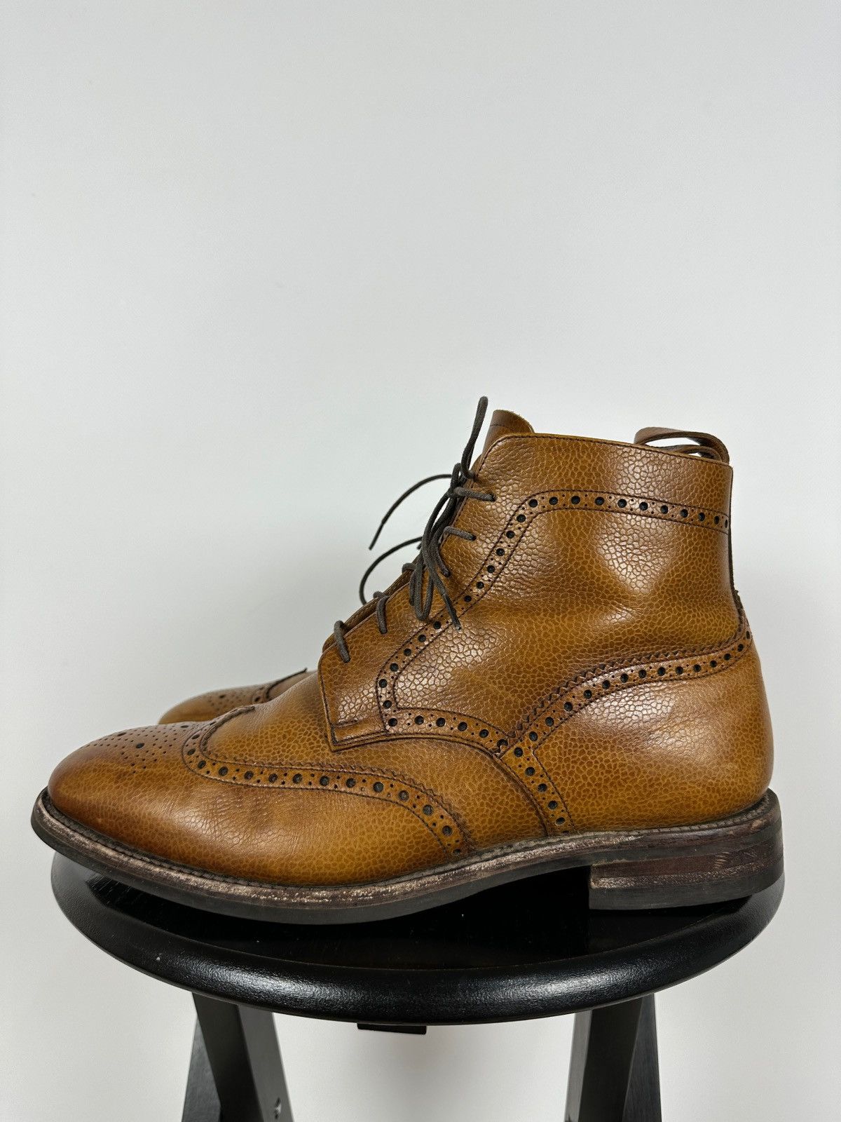 Loake Loake George Brown Leather Derby Brogue Boots Shoes Size US 10 / EU 43 - 2 Thumbnail