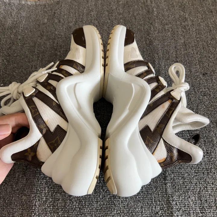 Louis Vuitton Louis Vuitton Archlight White Sports Sneakers for Women -25 Size US 5 / IT 35 - 6 Thumbnail