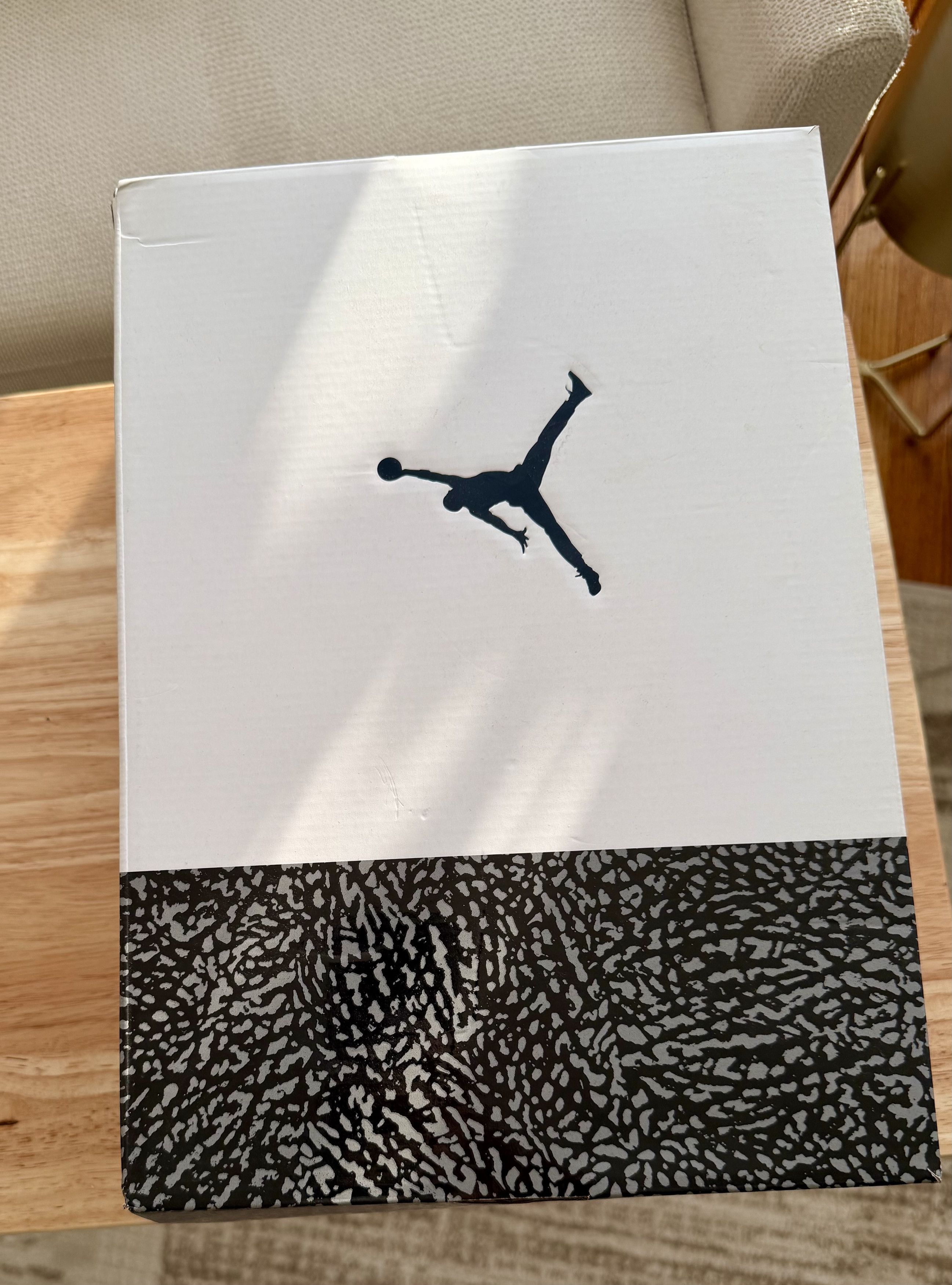 Jordan Brand Jordan Retro 3 Midnight Navy (Preloved) Size US 9 / EU 42 - 8 Thumbnail