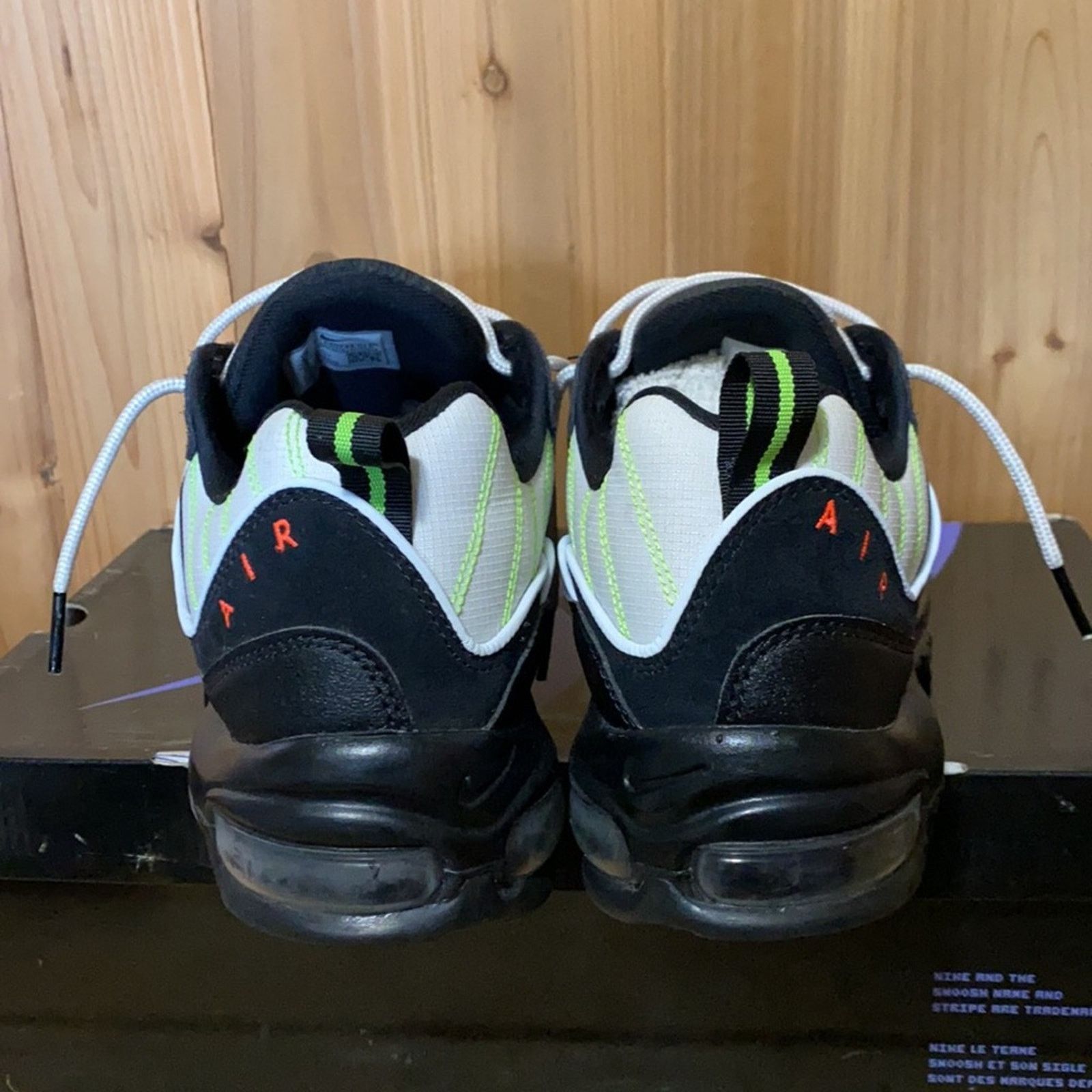Nike 2019 Nike air max 98 highlighter Size US 9.5 / EU 42-43 - 2 Thumbnail