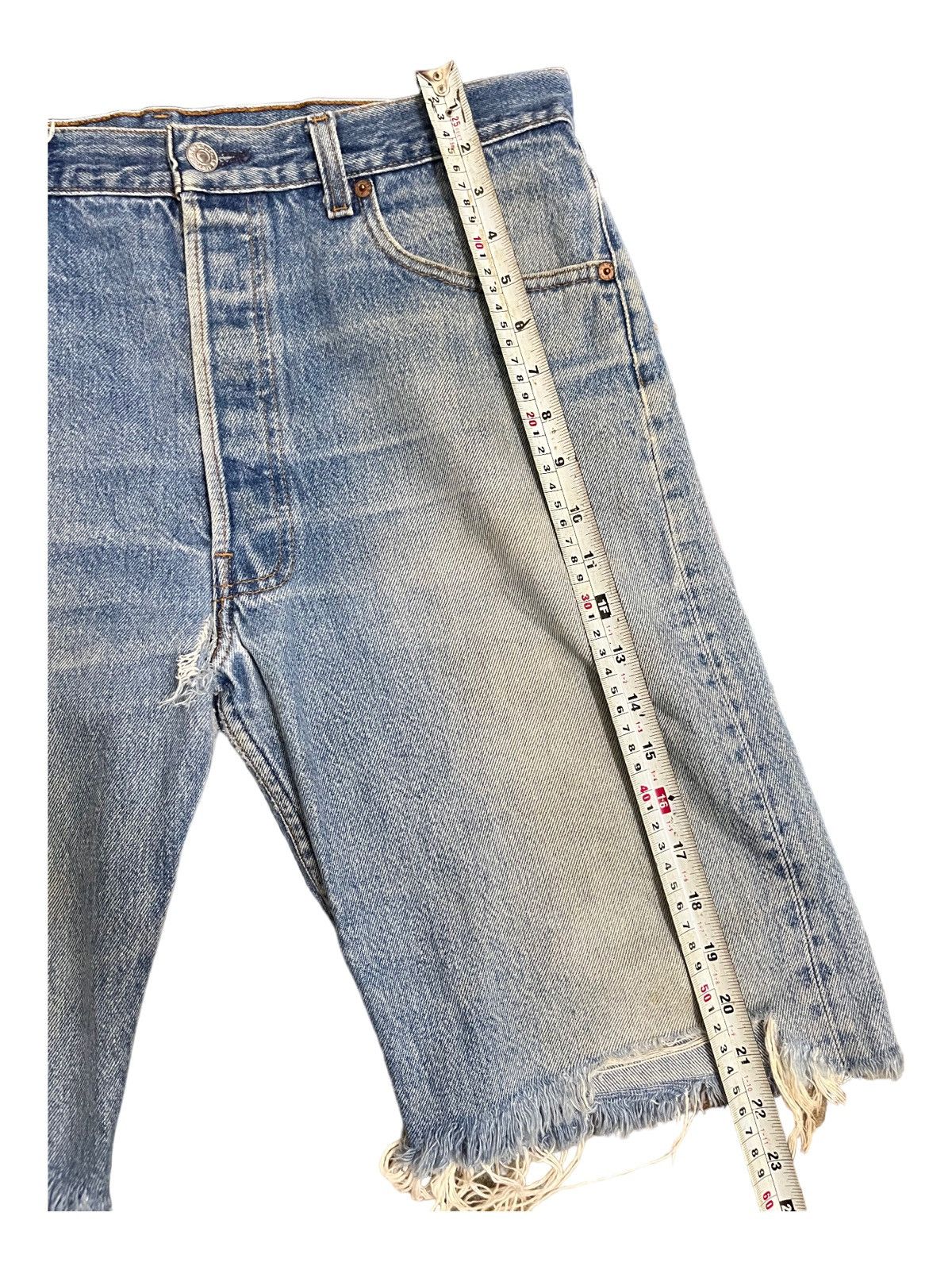 LVC × Levi's Vintage Clothing Vintage USA 90’s Levi’s 501 Button Fly Cut Off Shorts Size US 35 - 11 Thumbnail