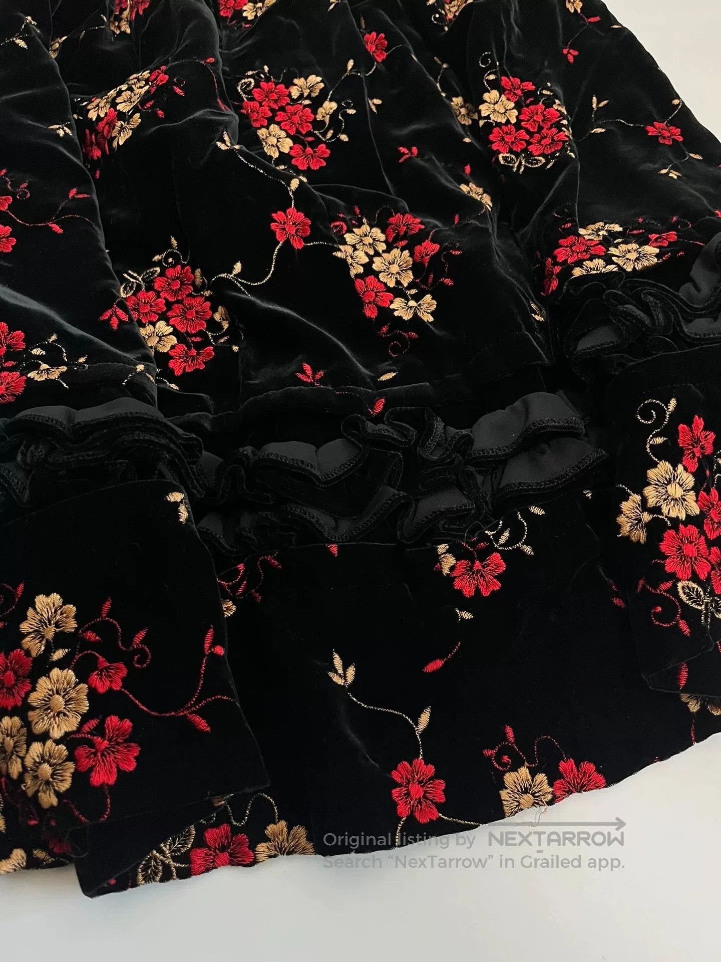 Rei Kawakubo Comme des Garçons Velvet Flower Embroidery Skirt. Size 37" - 5 Thumbnail