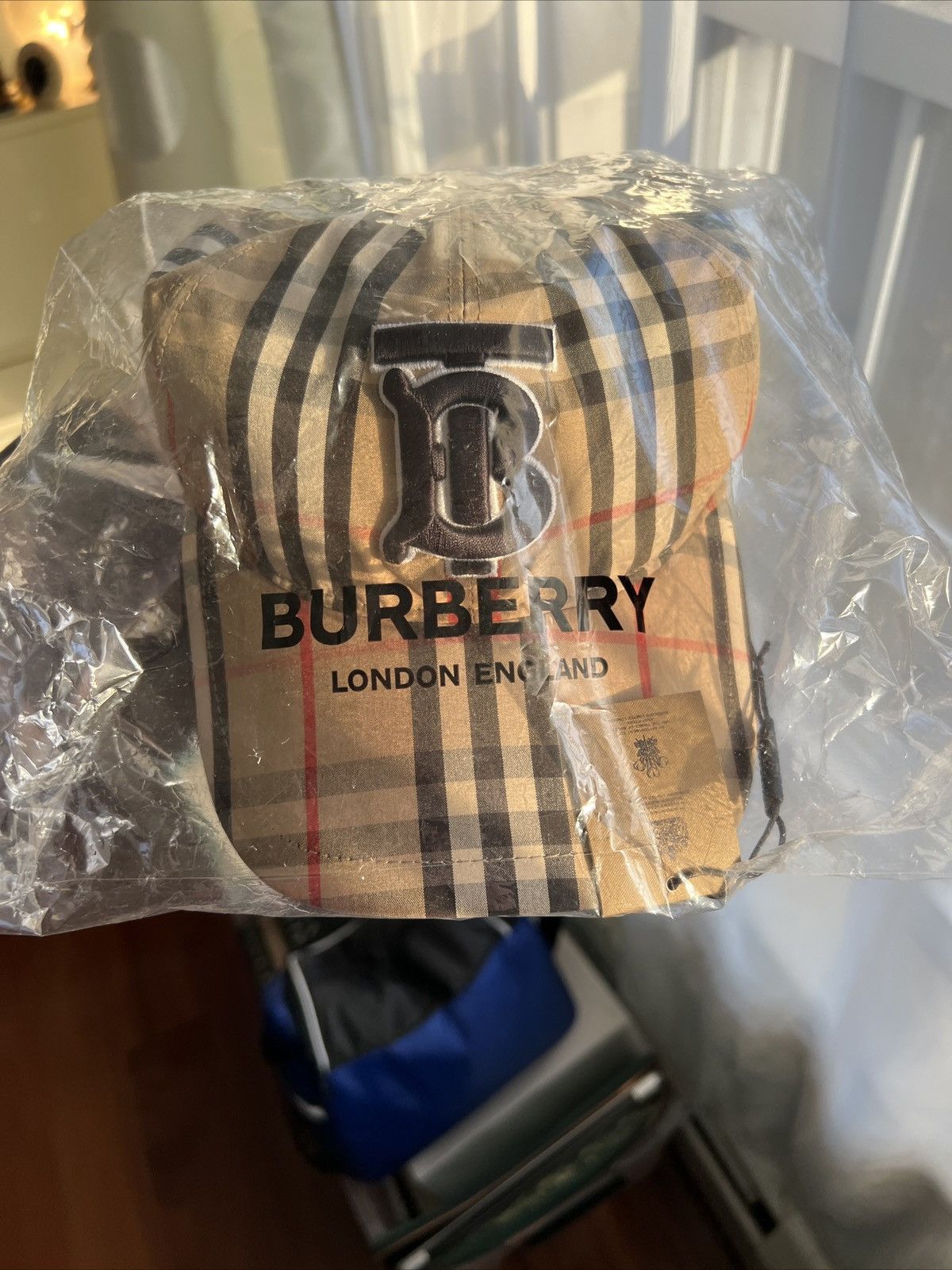 image of Burberry Hat Vintage in Classic Check, Men's