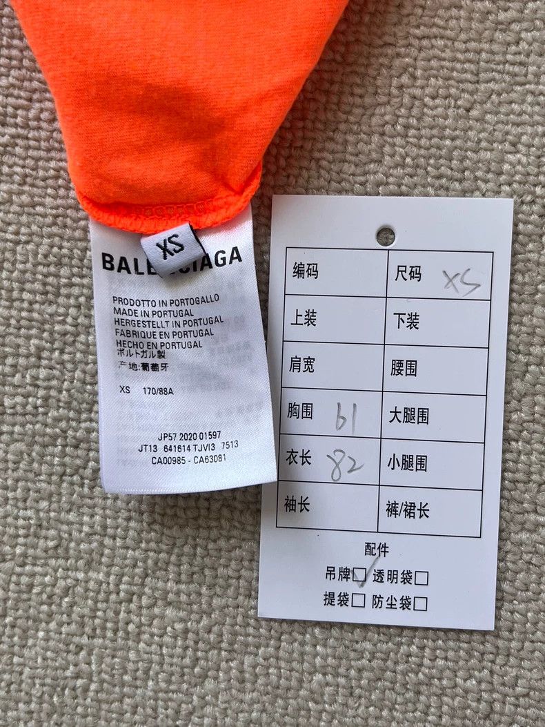 Balenciaga Balenciaga Seven Language Alphabet Printed Short Sleeve T- Size US XS / EU 42 / 0 - 5 Thumbnail