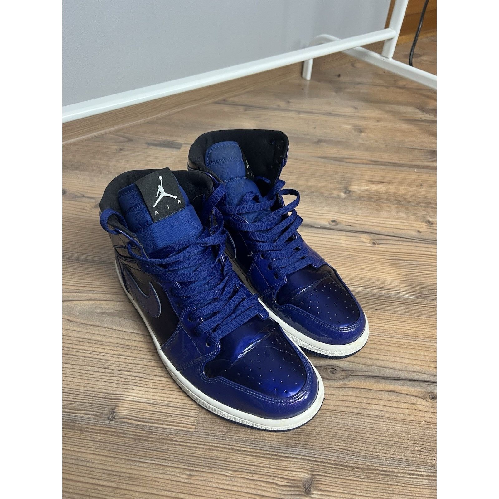 Jordan Brand Size 11 - Air Jordan 1 Retro High Deep Royal Size US 11/ EU Size US 11 / EU 44 - 2 Thumbnail