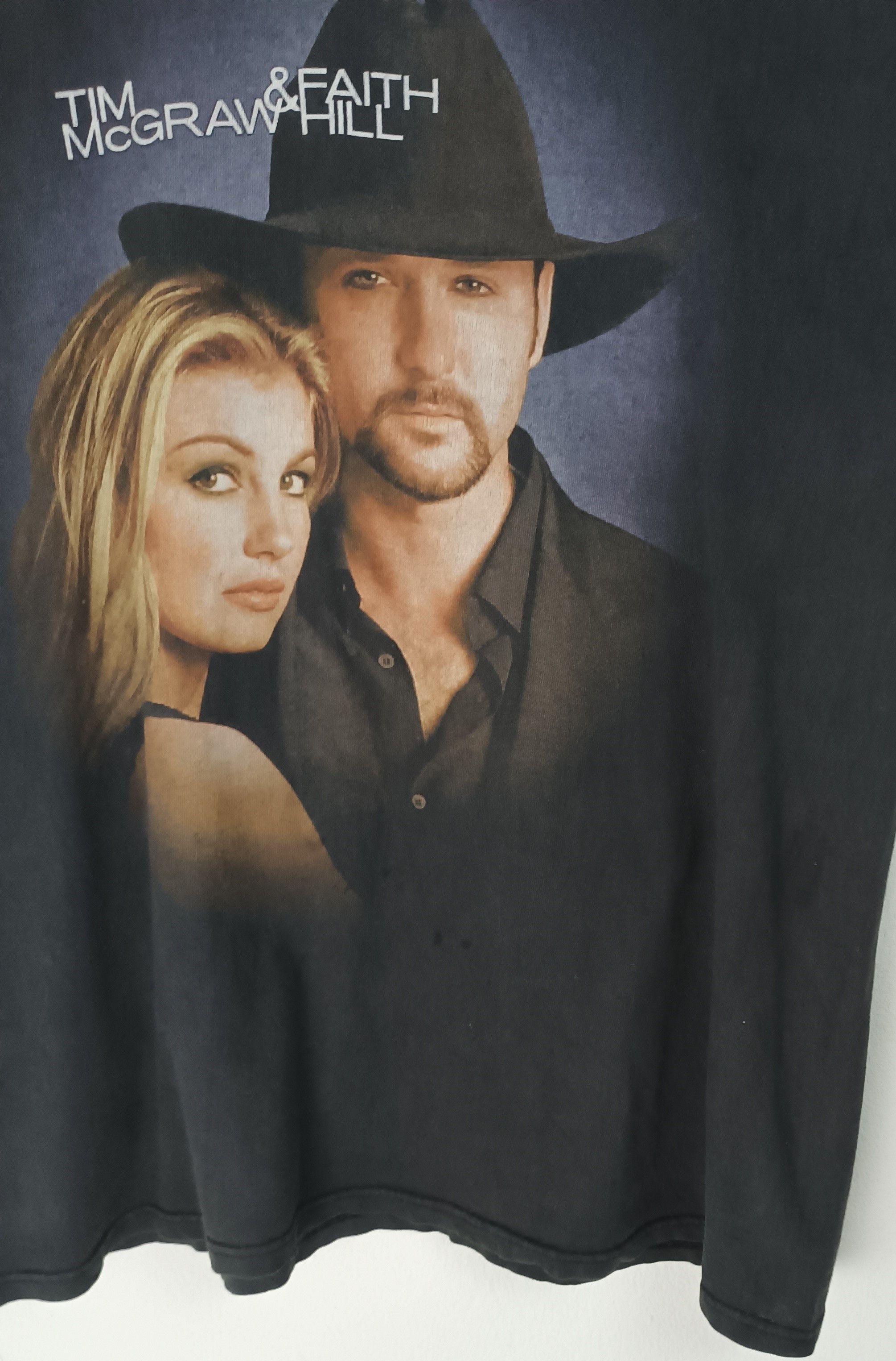Vintage RARE🔥VINTAGE 2000's FADED FAITH HILL & TIM MCGRAW TOUR TEES Size US L / EU 52-54 / 3 - 5 Thumbnail
