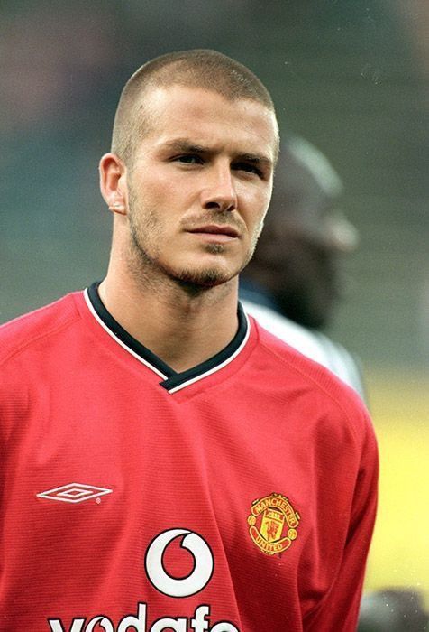 Vintage MAN UNITED UMBRO 2000/2001 FOOTBALL HOME JERSEY #7 BECKHAM Size US M / EU 48-50 / 2 - 17 Thumbnail