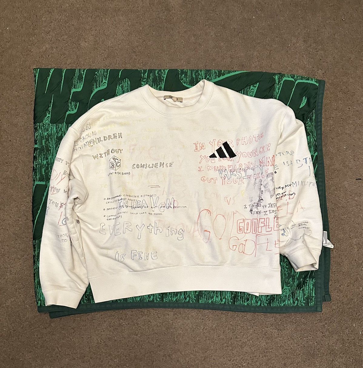 Yeezy discount handwriting sweatshirt