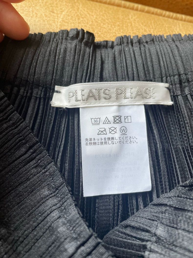 Issey Miyake Issey Miyake size:3 Black pleated color-blocked casual pan Size 23" - 8 Thumbnail