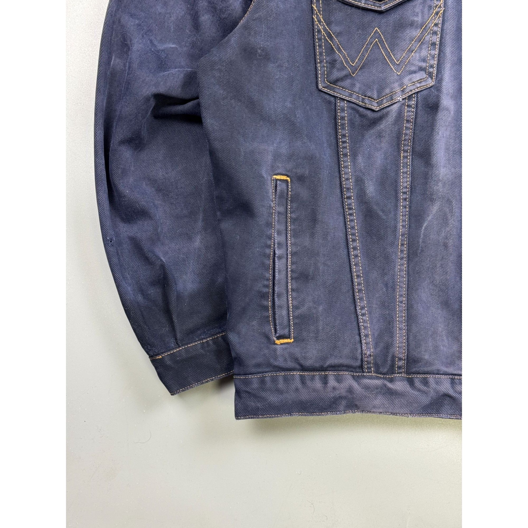 Wrangler Vintage Wrangler Western Indigo Denim Trucker Jacket (YG025) Size US XL / EU 56 / 4 - 3 Thumbnail