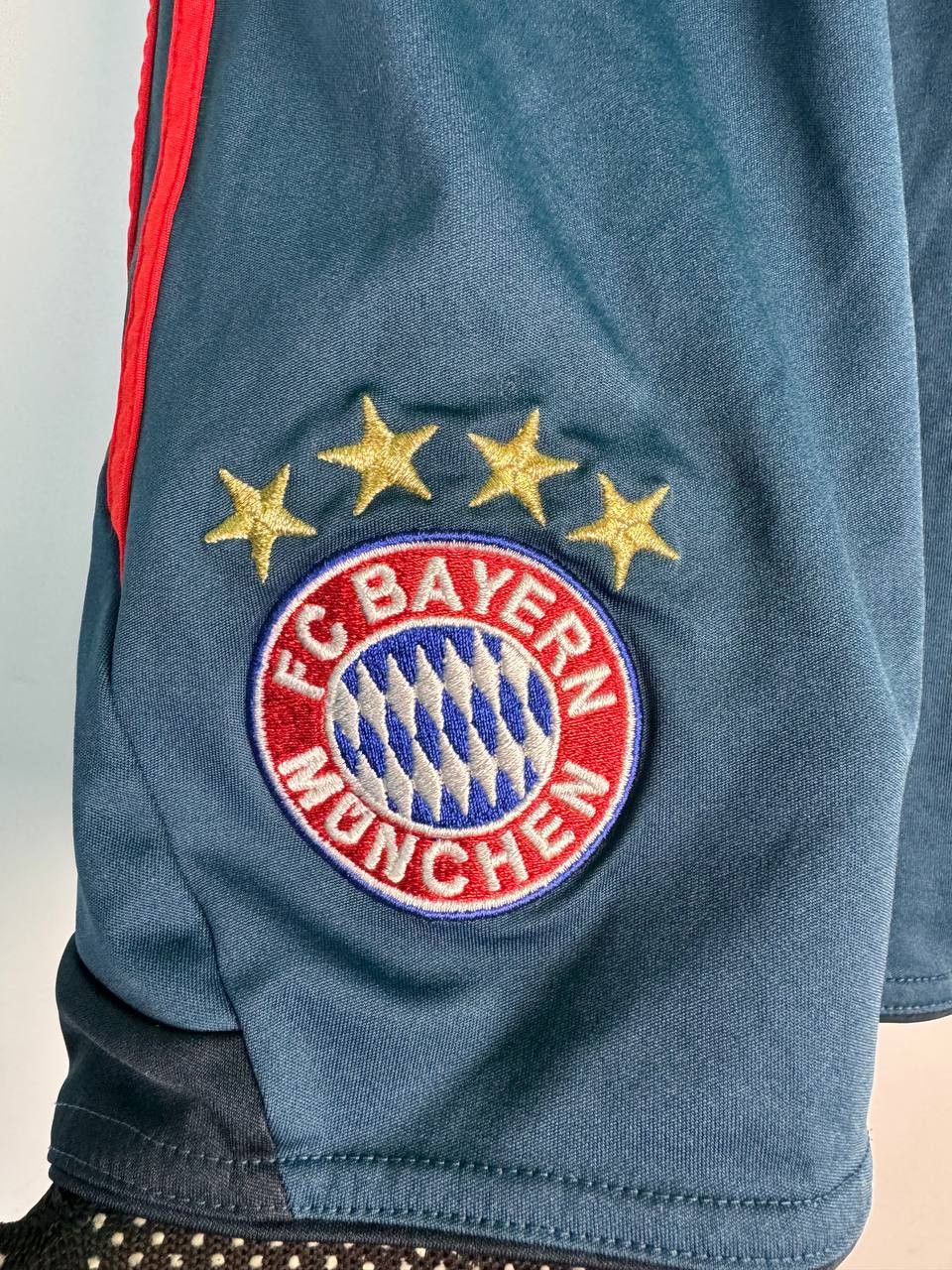 Adidas BAYERN MUNICH Munchen third shorts 2013-2014 Adidas Size US 38 / EU 54 - 4 Thumbnail
