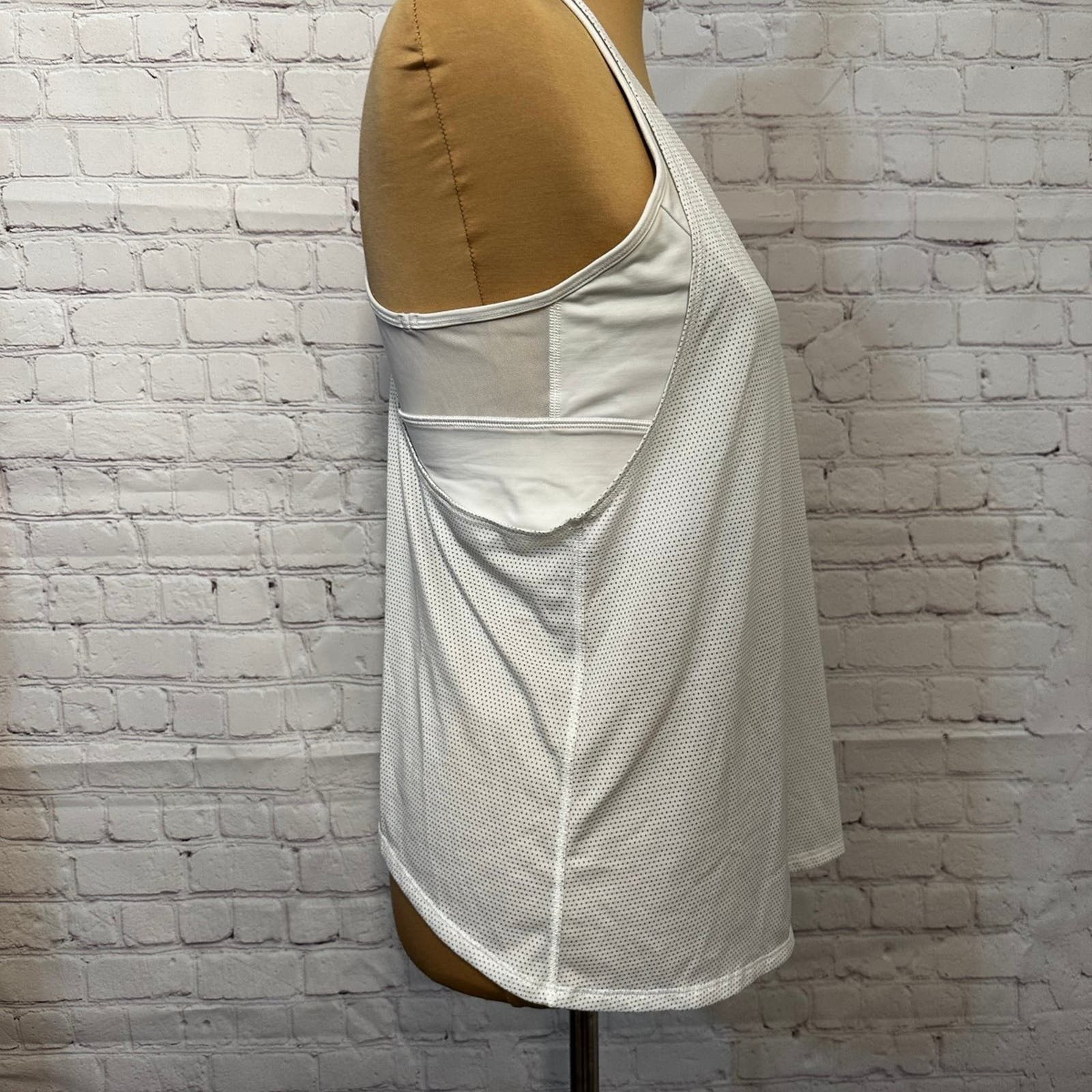 Lululemon Lululemon Tank Top Size L / US 10 / IT 46 - 5 Thumbnail