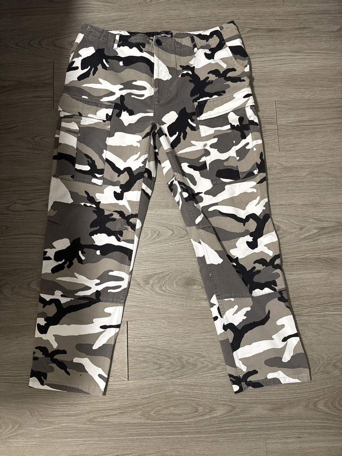 Balenciaga Balenciaga snow Camo Cargo Pants | Grailed