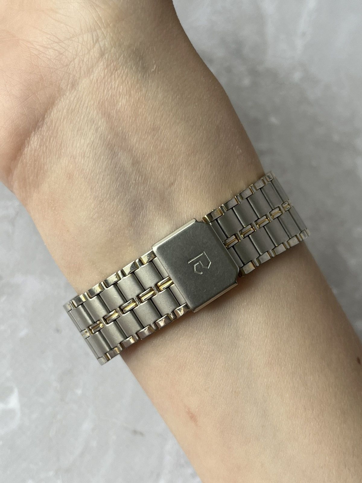 Japanese Brand × Vintage Rivoli Japan Classic Watch with Metal Bracelet Size ONE SIZE - 5 Thumbnail