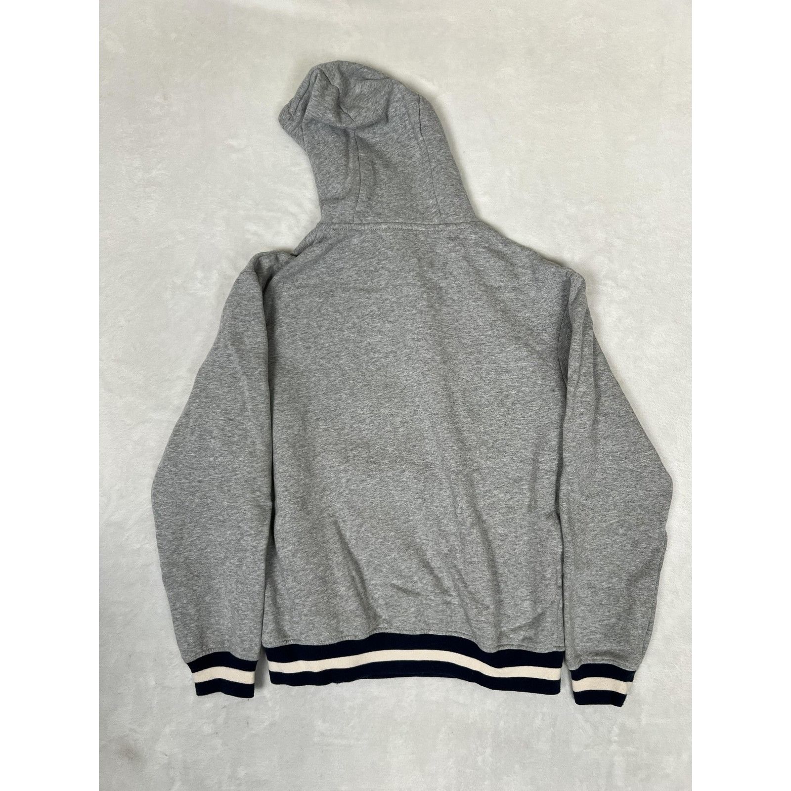 Disney Disney Mickey Mouse Hoodie Mens XS Gray Disneyland Embroider Size US XS / EU 42 / 0 - 7 Thumbnail
