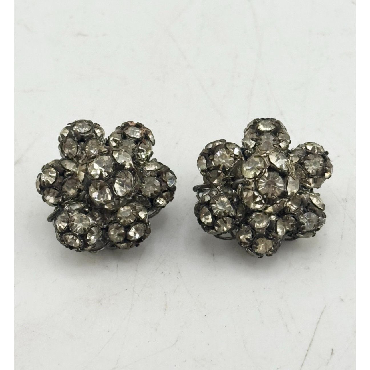 Vintage Vintage filigree hand wired rhinestone rondel cluster earrin Size ONE SIZE - 1 Thumbnail