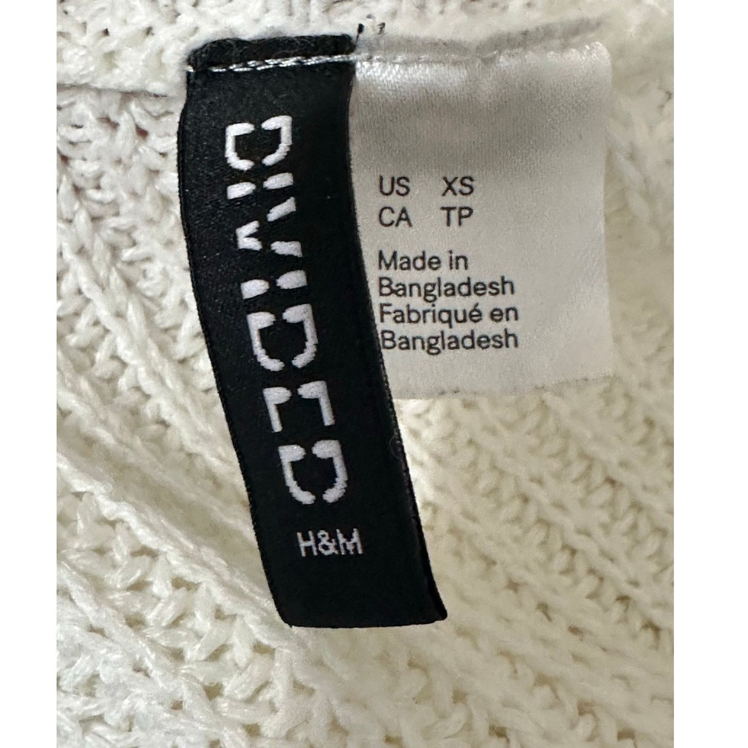 H&M Divided off white v neck sweater size XS Size XS / US 0-2 / IT 36-38 - 3 Thumbnail