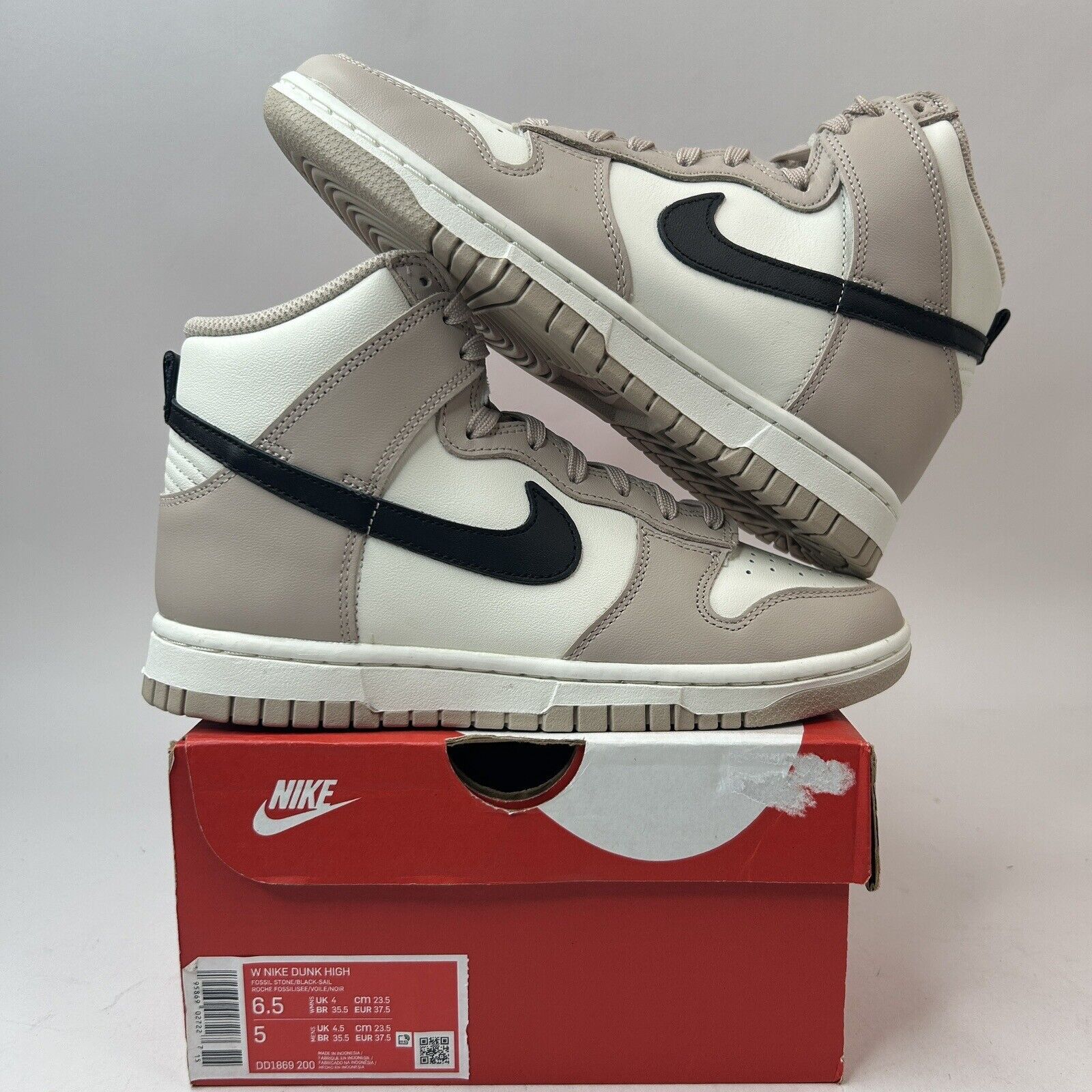 Nike Nike Dunk High WMNS “Fossil Stone Black Sail Tan” 2023 Size US 6.5 / IT 36.5 - 1 Thumbnail