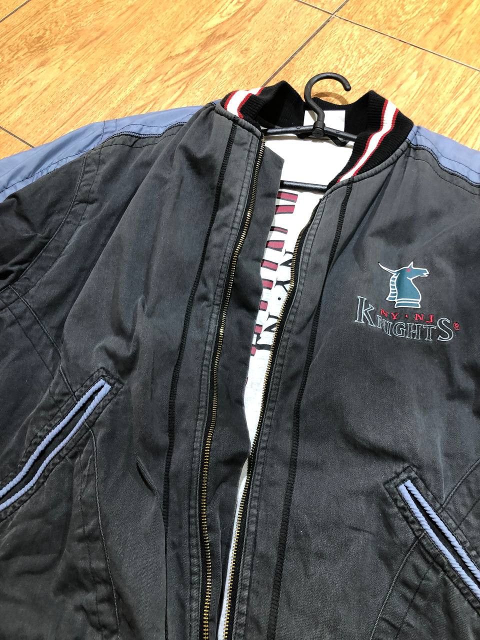 Adidas Vintage Adidas Big Y2K Logo Light Jacket Size L Size US L / EU 52-54 / 3 - 19 Thumbnail