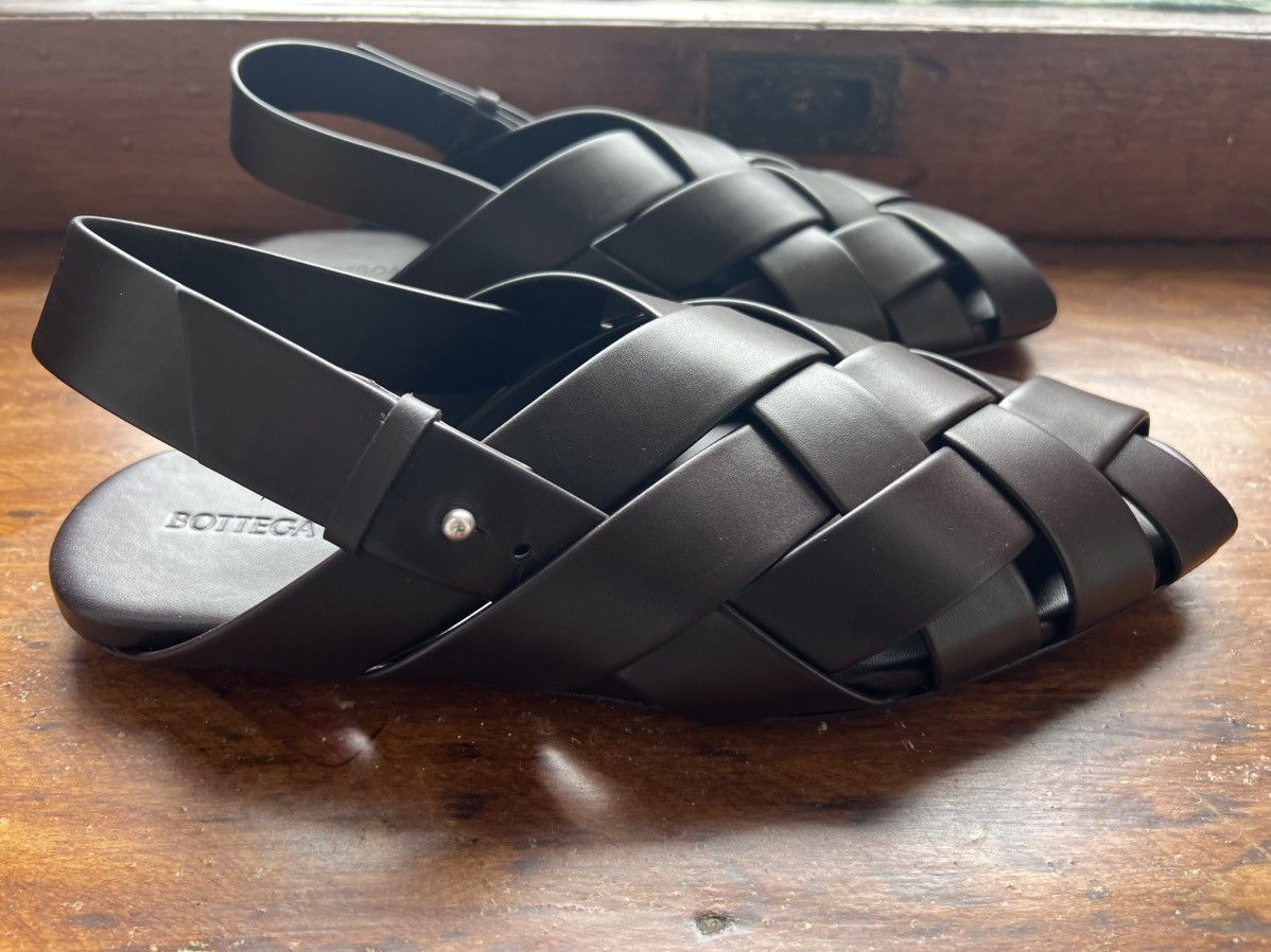 Bottega Veneta NIB intrecciato leather sandals, EU43, Italy Size US 10 / EU 43 - 4 Thumbnail
