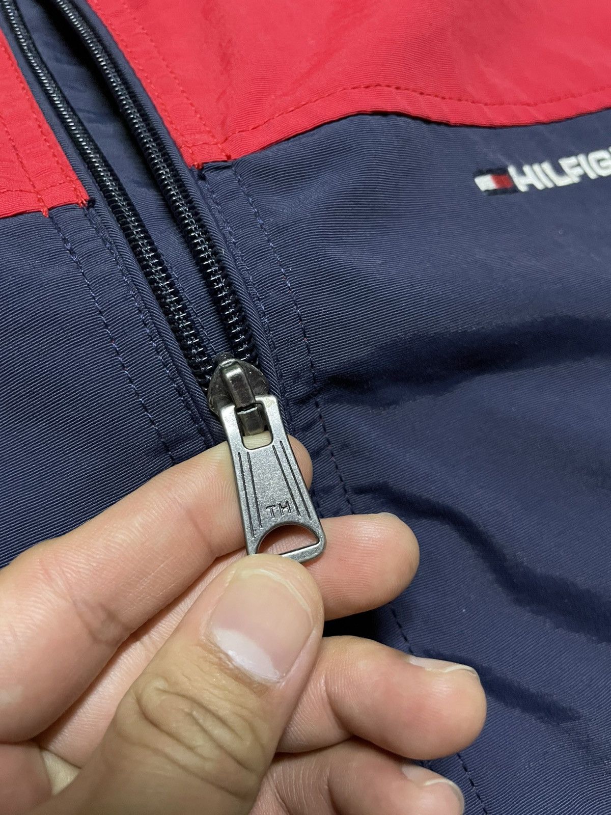 Tommy Hilfiger × Vintage Tommy HiIfiger C88-78B7996 speelout sportwear windbreaker Size US M / EU 48-50 / 2 - 10 Thumbnail