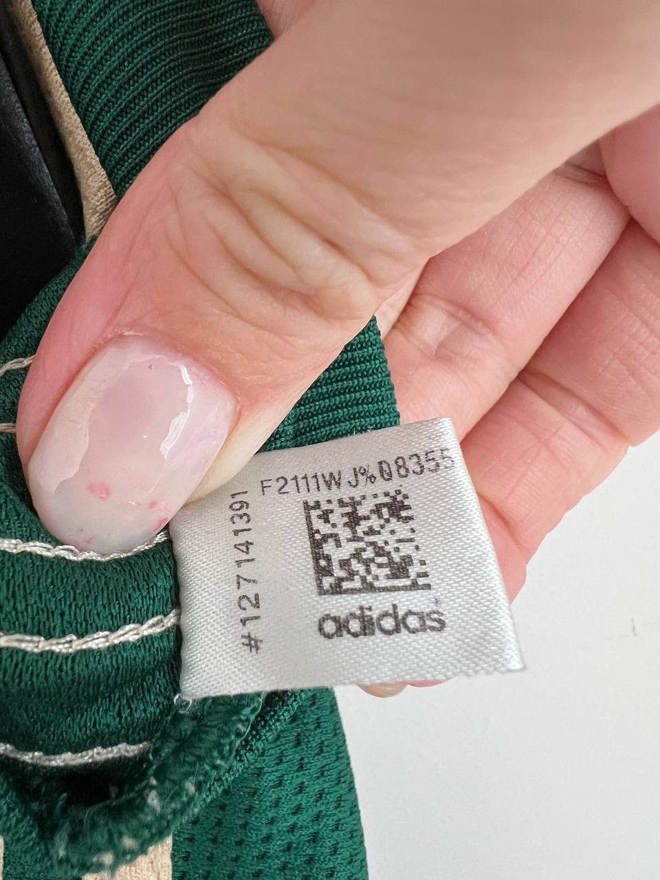 Adidas CELTIC 2021 2022 AWAY SHIRT FOOTBALL SOCCER JERSEY ADIDAS Size US M / EU 48-50 / 2 - 3 Thumbnail