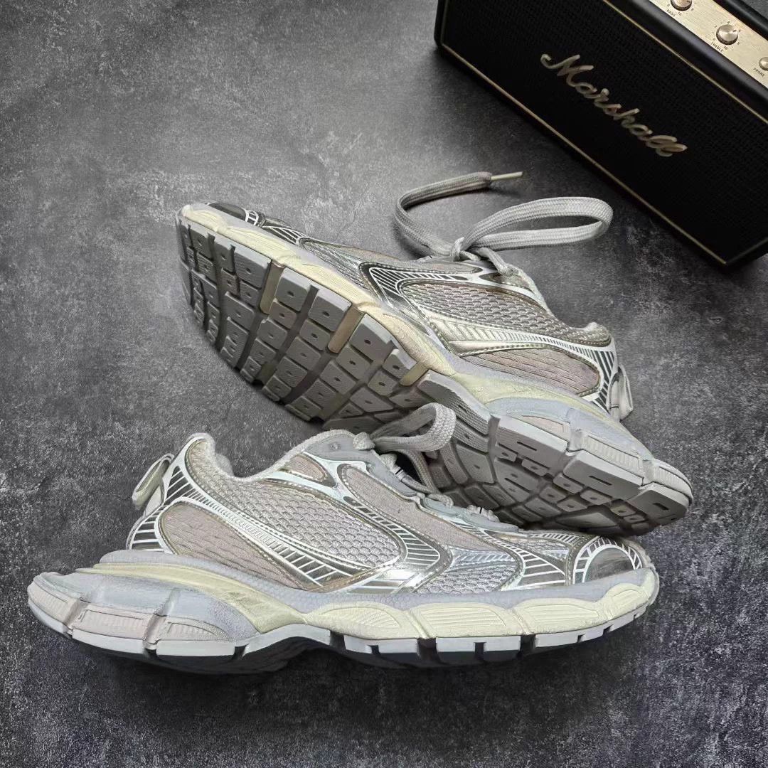 Balenciaga BALENCIAGA 3XL 41 Light Beige 98 New Original Box Size US 8 / EU 41 - 8 Thumbnail