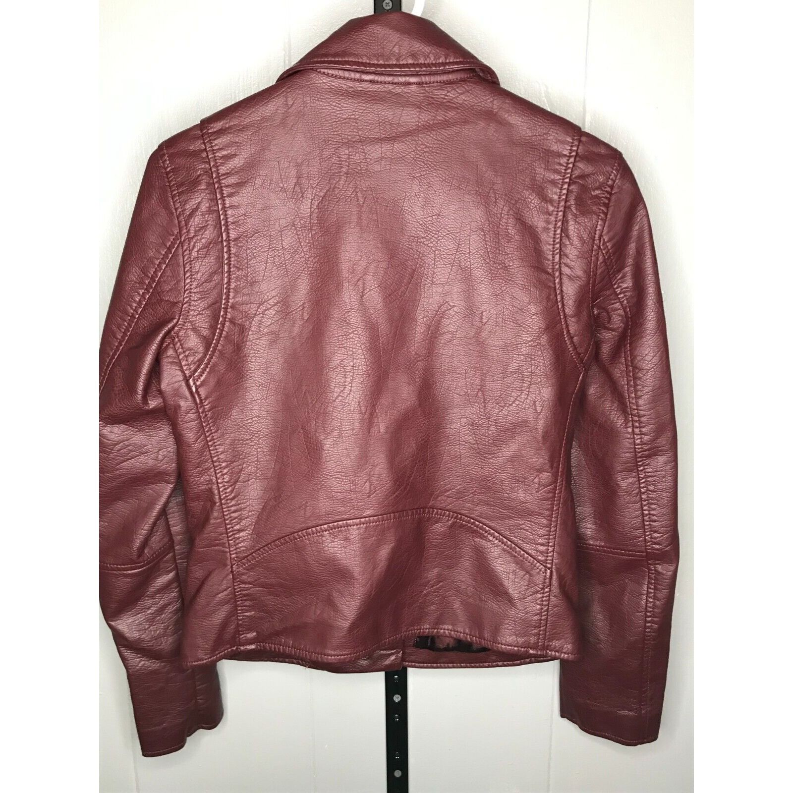 BLANKNYC Blank NYC Faux Leather crop Head over Heels Moto Jacket Maro Size S / US 4 / IT 40 - 2 Thumbnail