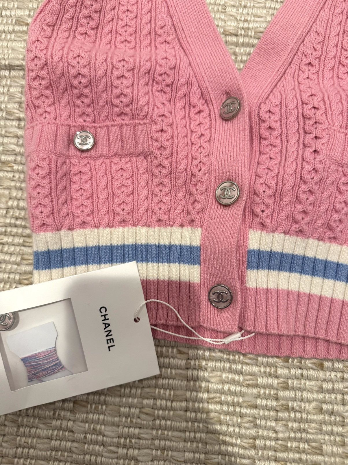 Chanel Chanel 23P crop top szie 34 Size XS / US 0-2 / IT 36-38 - 4 Thumbnail
