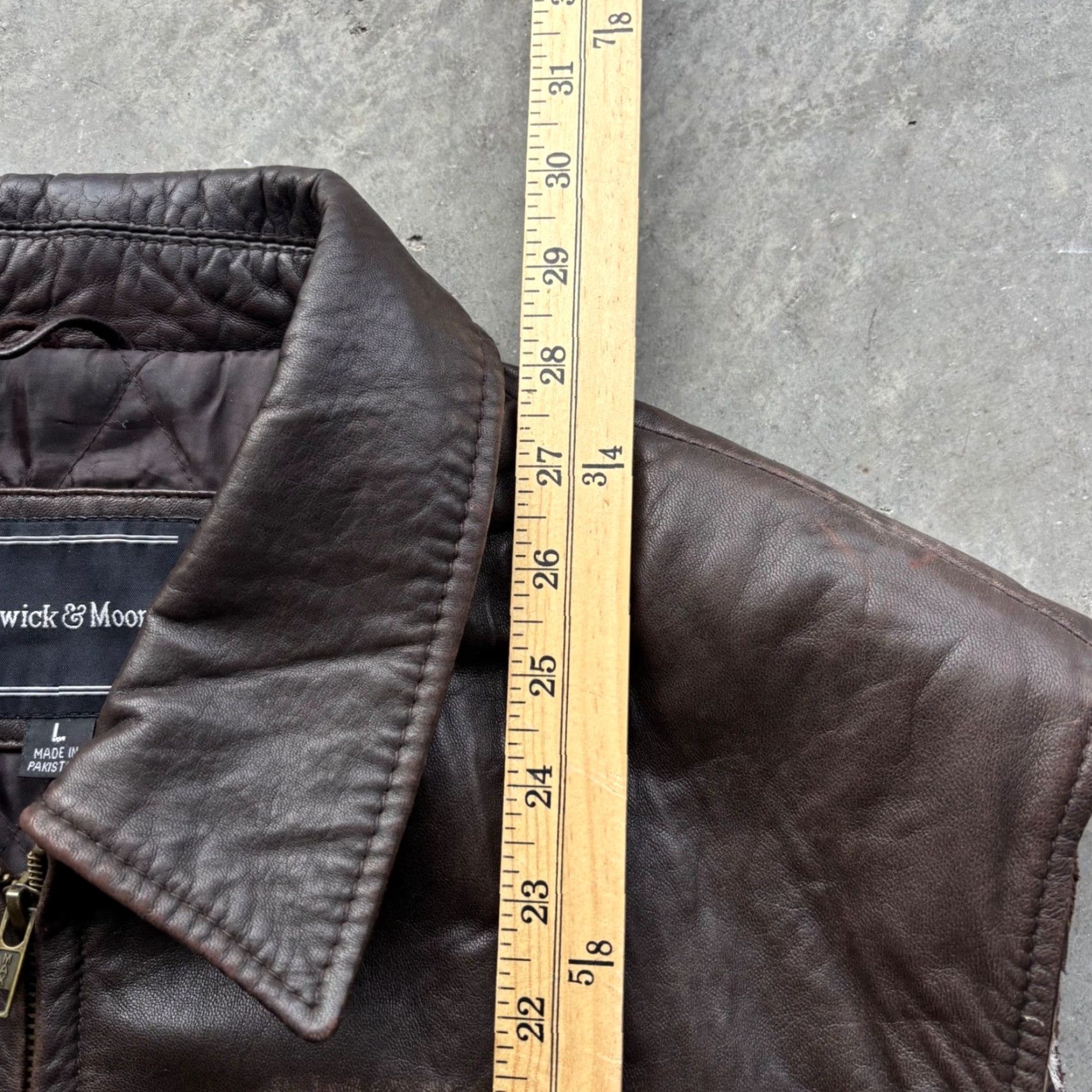 Vintage Preswick & Moore Mens Brown Leather Vest Large Full Zip Quilted Lined Vest Size US L / EU 52-54 / 3 - 4 Thumbnail