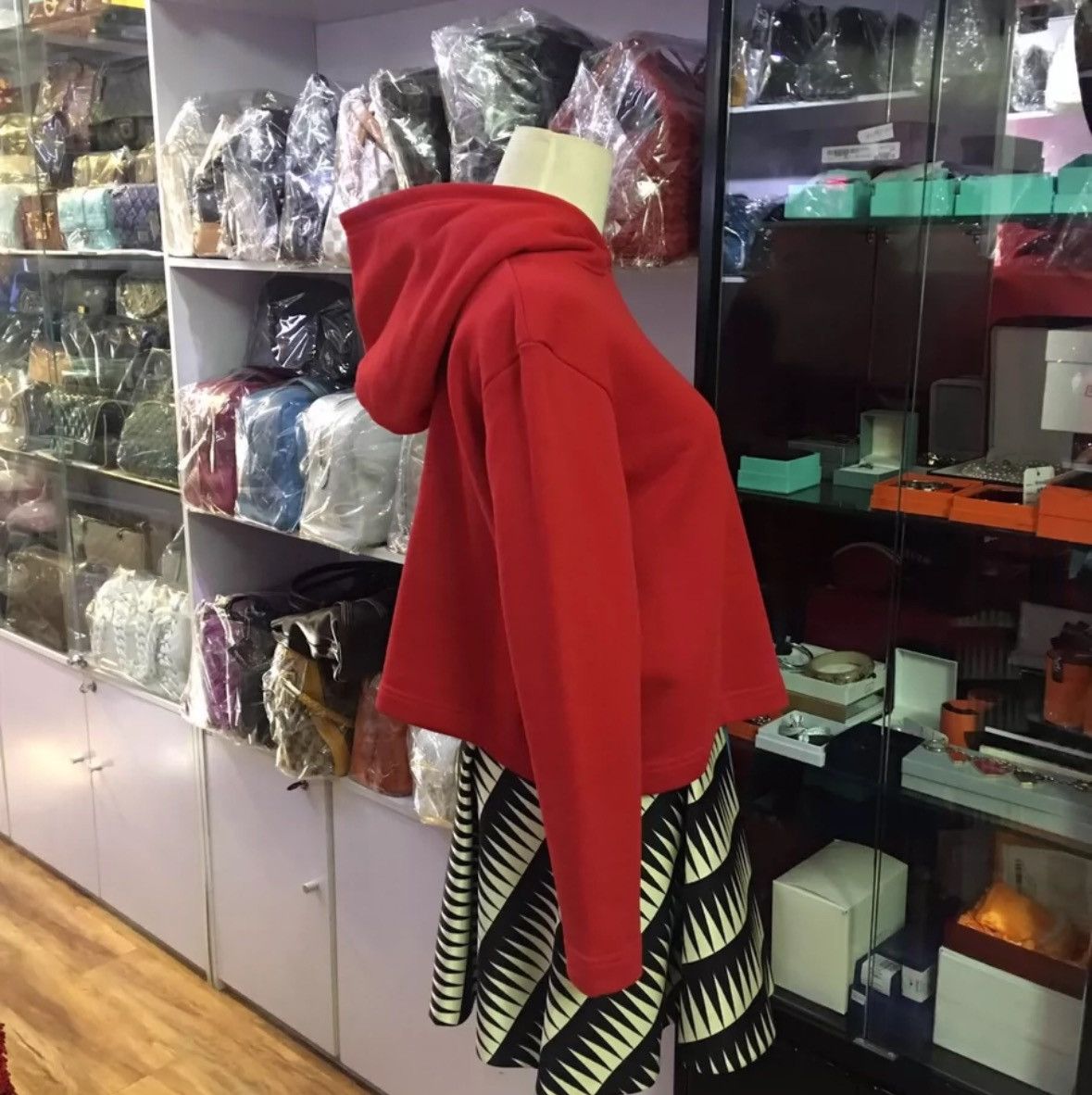 Balenciaga Balenciaga red hooded short hoodie Size US XS / EU 42 / 0 - 4 Thumbnail